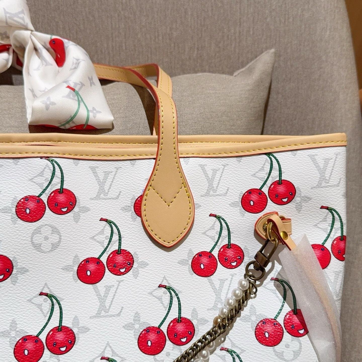 Limited Edition LV × Takashi Murakami Cherry Neverfull Tote – 32CM Collector’s Edition - 图片 7