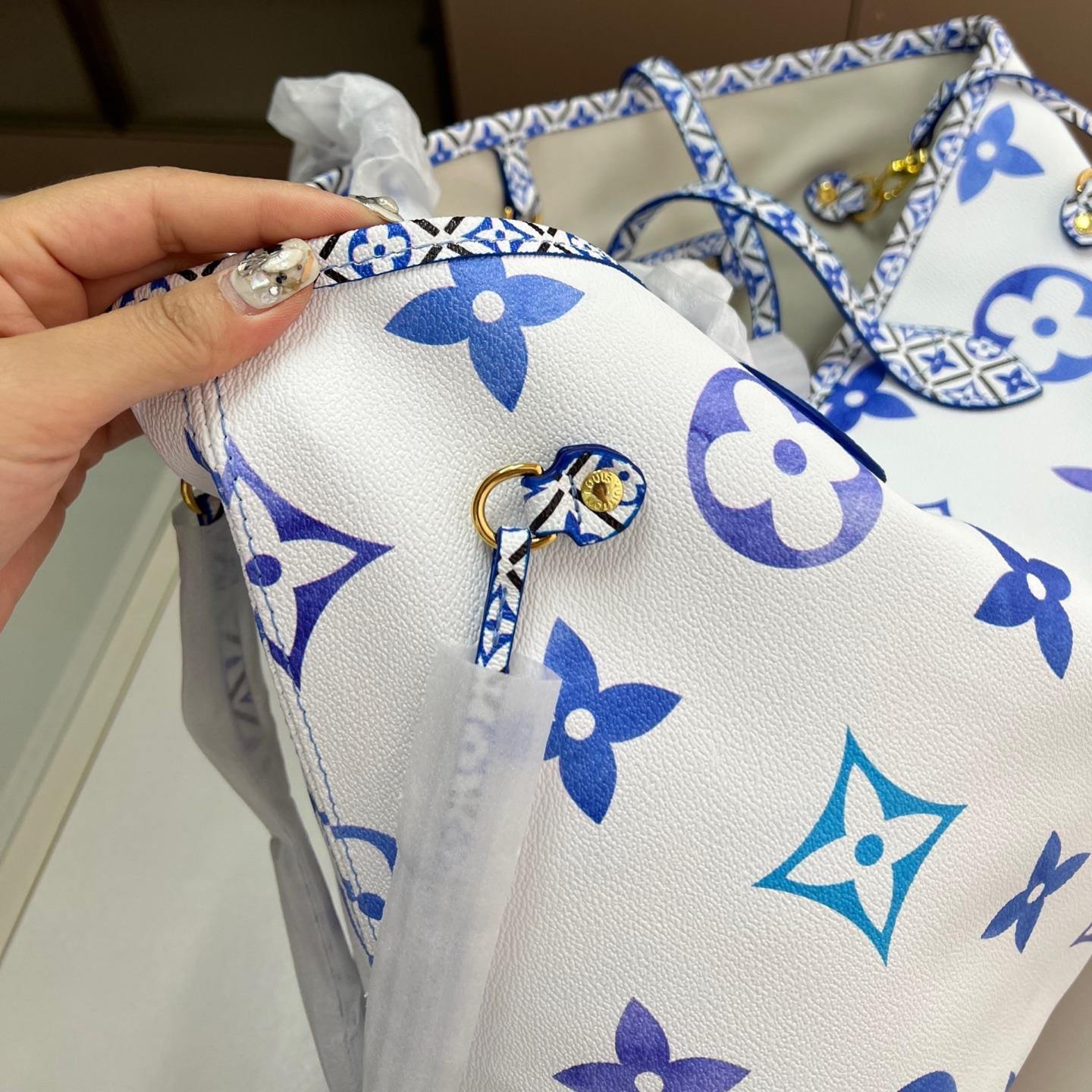 Blue Gradient Monogram Neverfull Tote Bag with Printed Pouch – 33cm Summer Edition - 图片 8