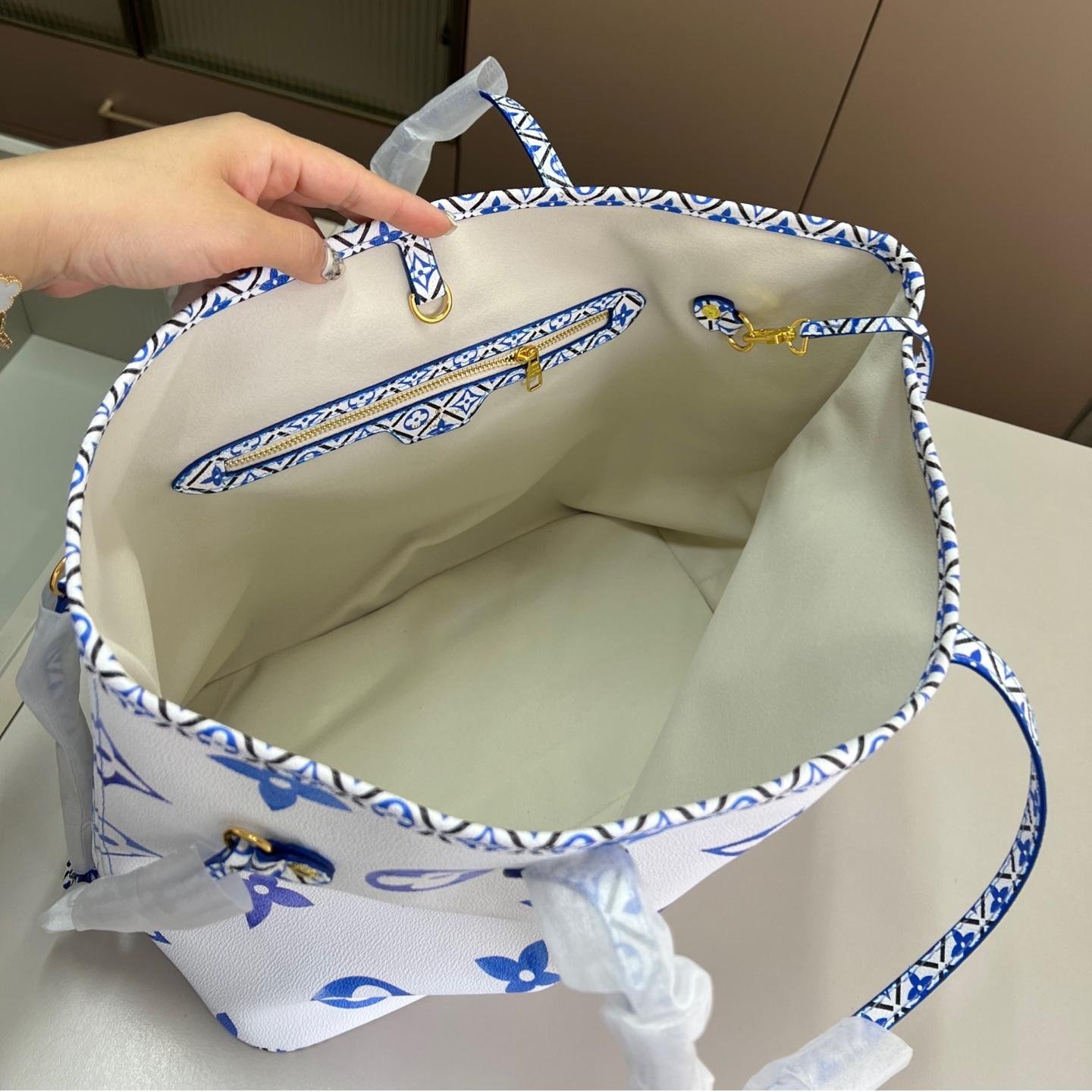 Blue Gradient Monogram Neverfull Tote Bag with Printed Pouch – 33cm Summer Edition - 图片 9