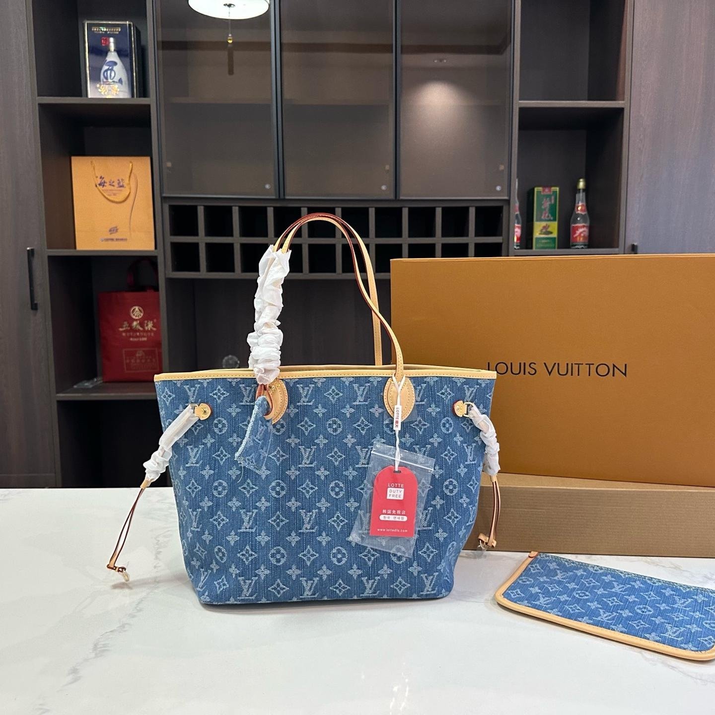 Medium Denim Monogram Neverfull Tote – 32cm Classic Everyday Bag