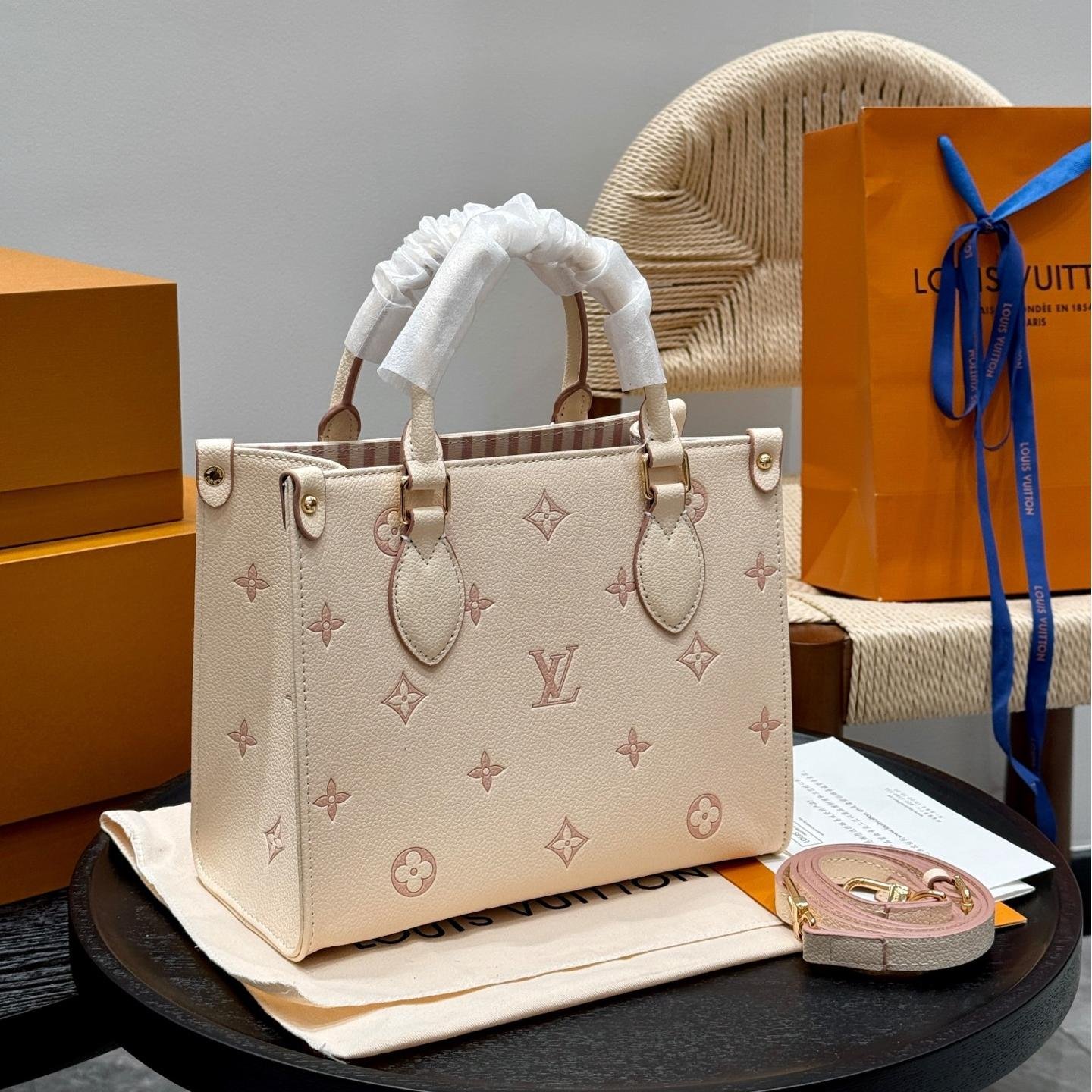 Mini Onthego Tote in Creamy Beige Monogram Empreinte Leather – 25CM Jungle Collection - 图片 5