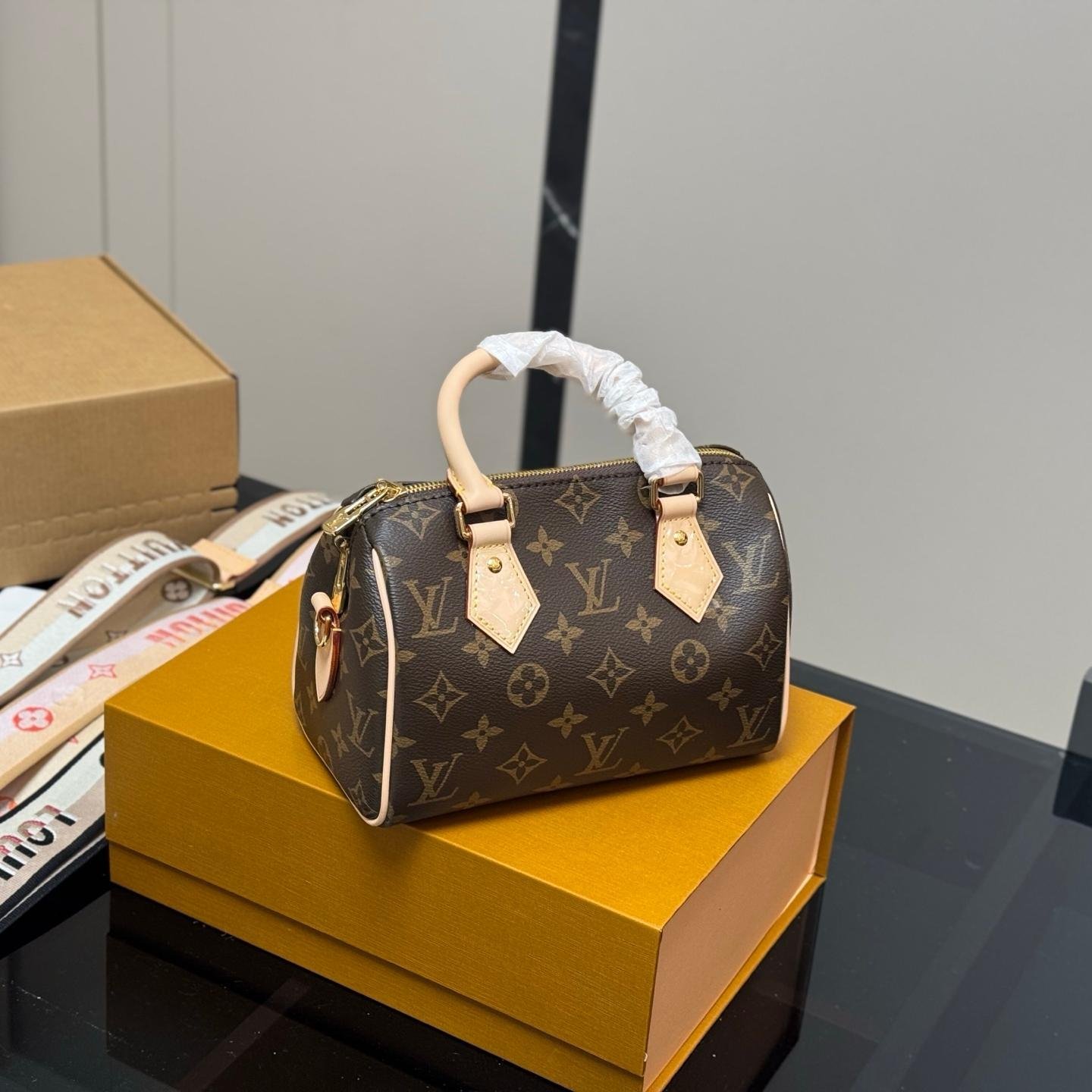 Louis Vuitton Monogram Speedy 20 – Mini Top Handle Bag 23CM - 图片 5