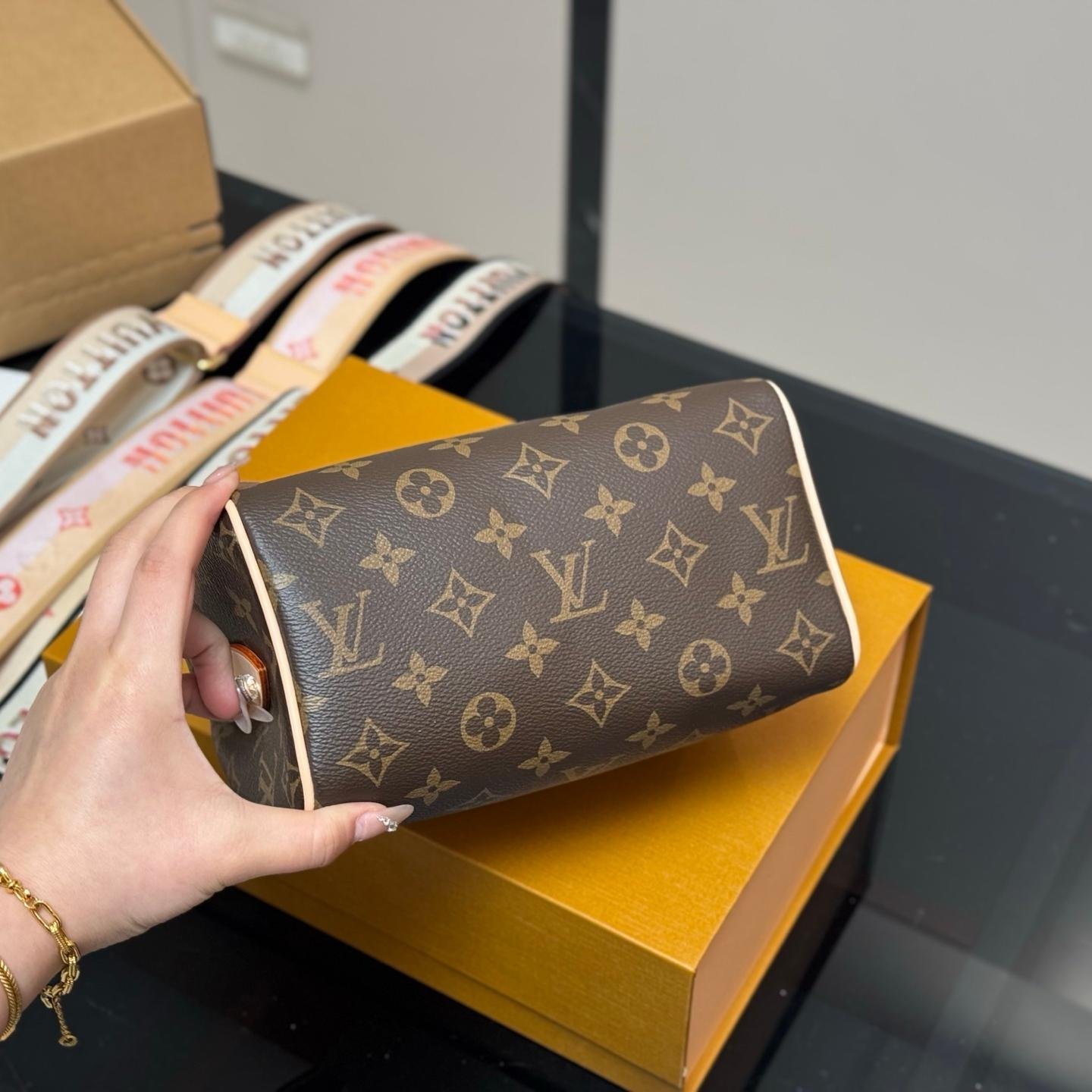Louis Vuitton Monogram Speedy 20 – Mini Top Handle Bag 23CM - 图片 8
