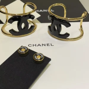 Chanel Replica Cuff Bracelet, Exaggerated Geometric Bangle – White