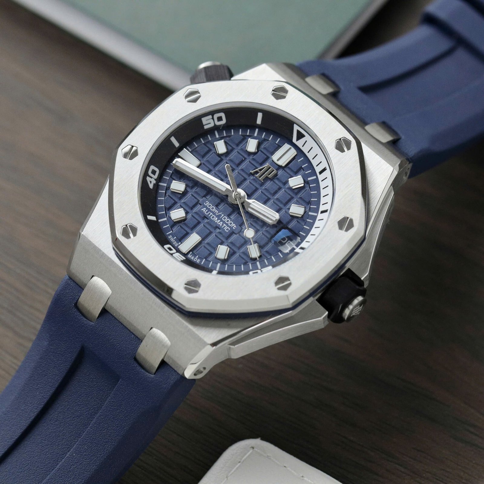 Audemars Piguet Royal Oak Offshore Diver 15720ST Blue Dial Rubber Replica IPF 42mm - 图片 3