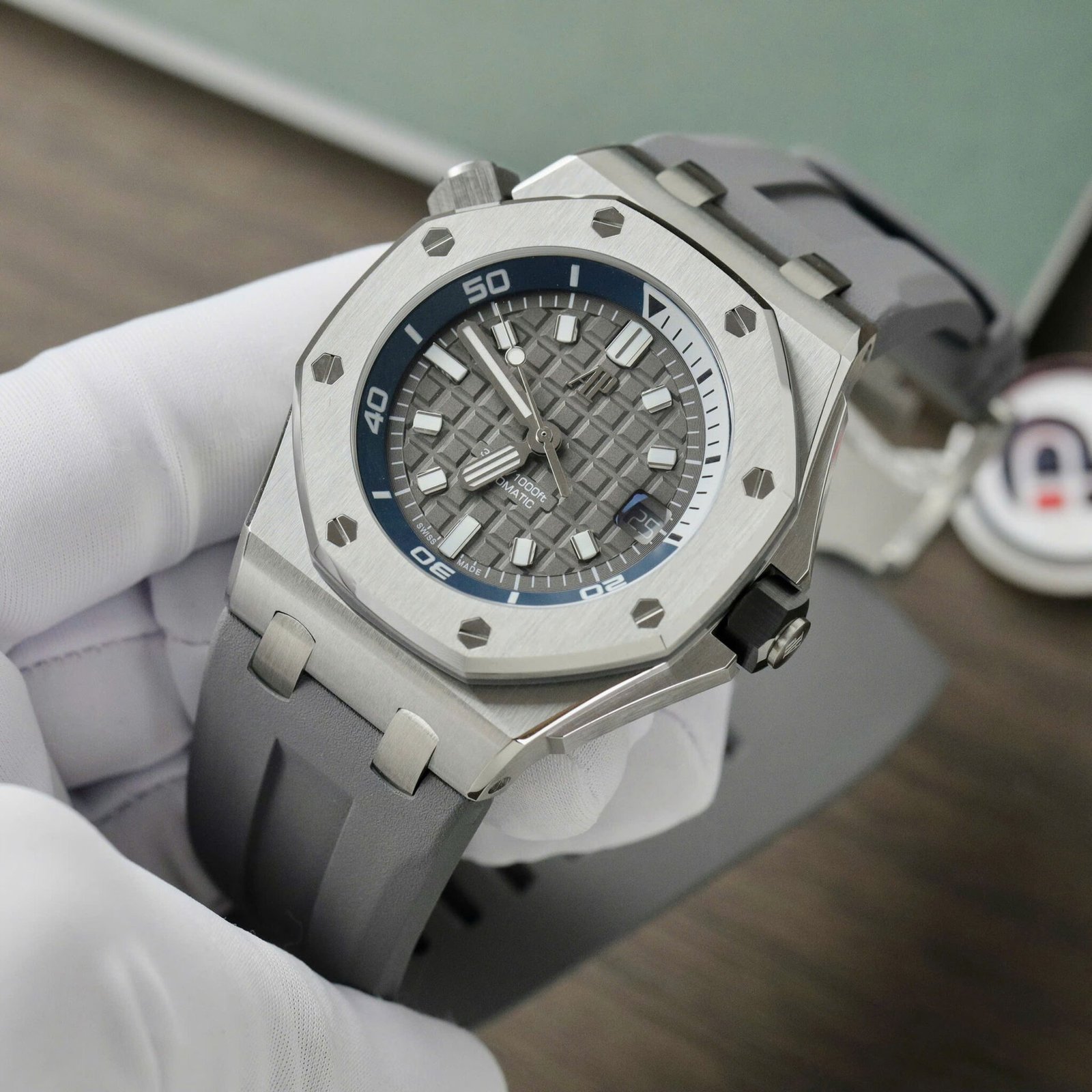 Audemars Piguet Royal Oak Offshore Diver 15720ST Grey Dial Rubber Replica IPF 42mm - 图片 3