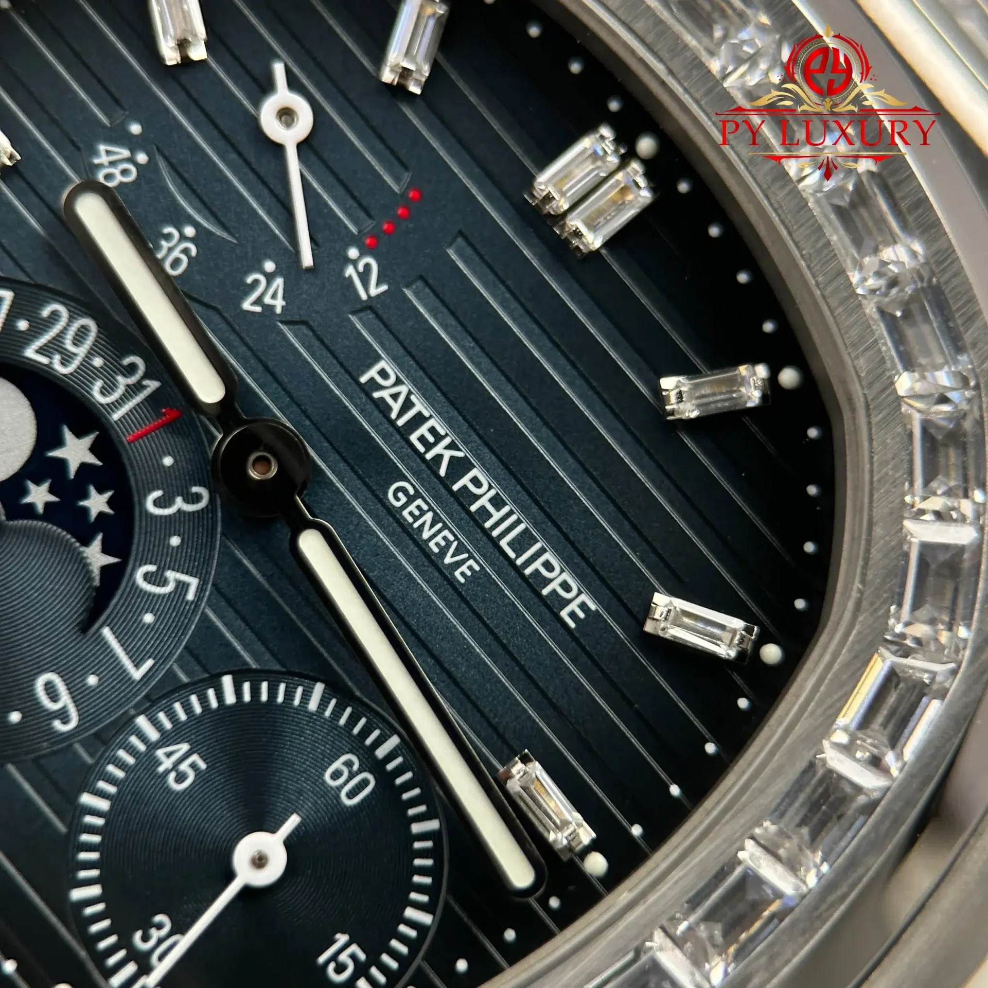 Patek Philippe Nautilus 5724G Blue Dial Baguette Stone Bezel Full Functions PPF Best Replica 40mm - 图片 5