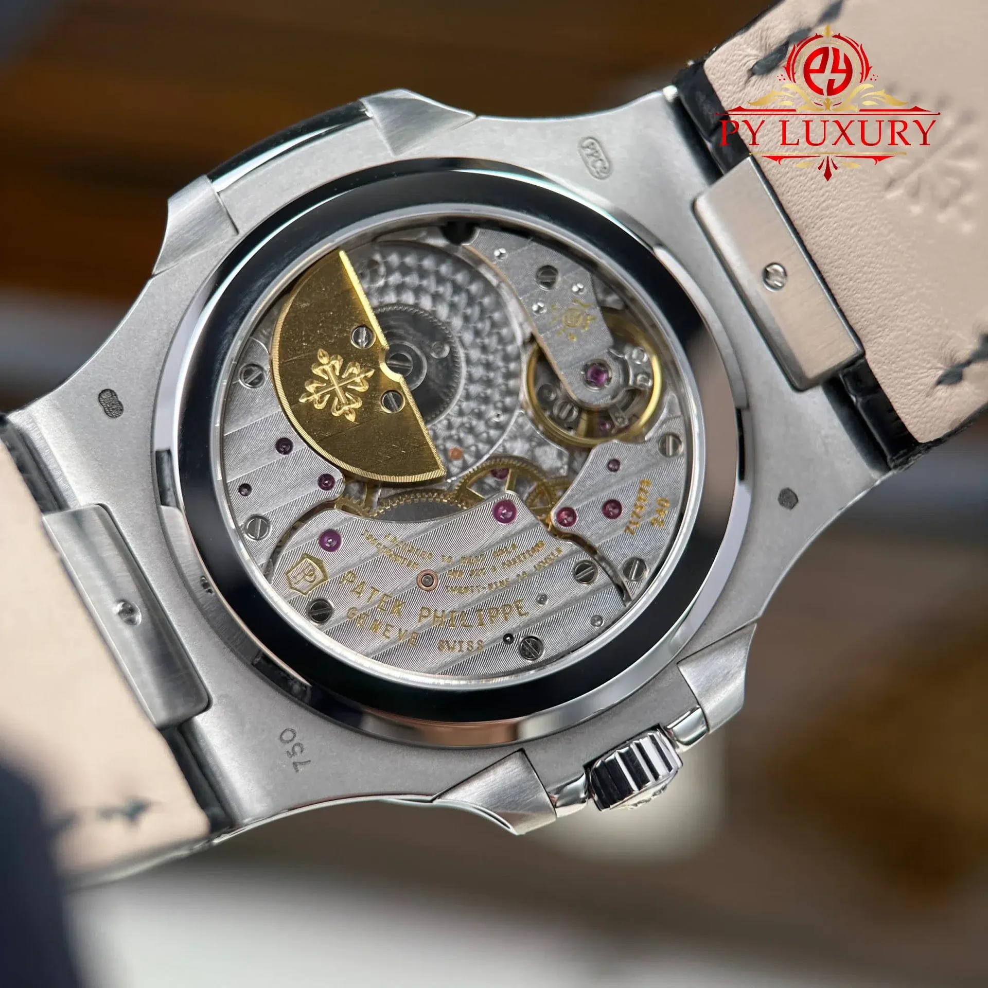 Patek Philippe Nautilus 5724G Blue Dial Baguette Stone Bezel Full Functions PPF Best Replica 40mm - 图片 11