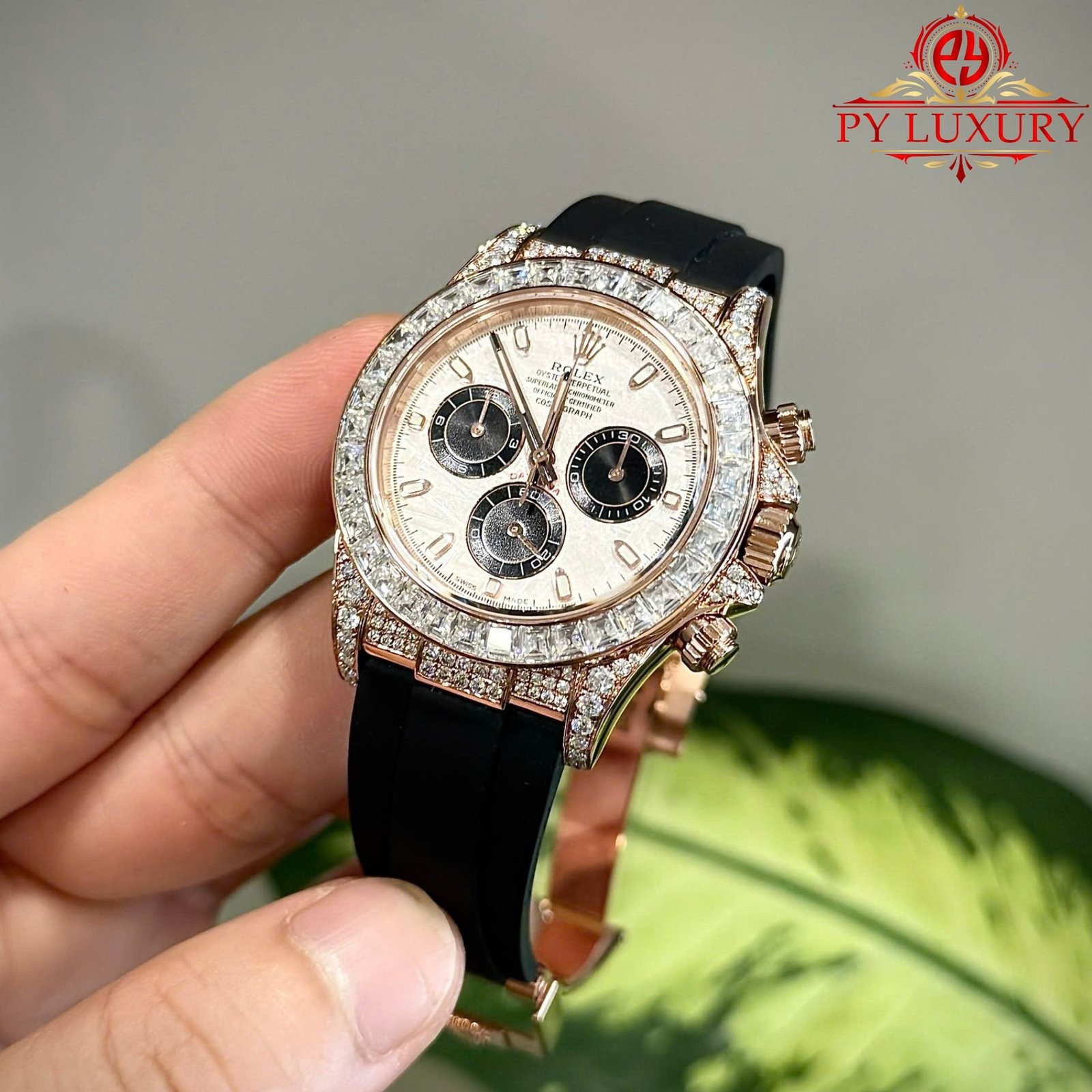 Rolex Daytona Meteorite Dial 18K Gold Plated Custom Baguette Moissanite Rubber Strap 40mm - 图片 5