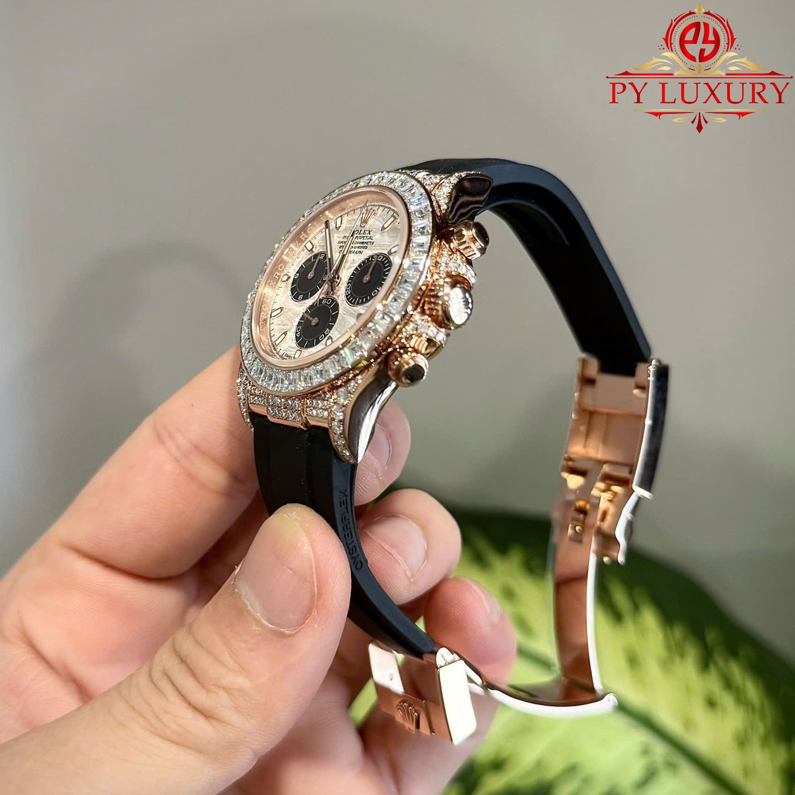 Rolex Daytona Meteorite Dial 18K Gold Plated Custom Baguette Moissanite Rubber Strap 40mm - 图片 7