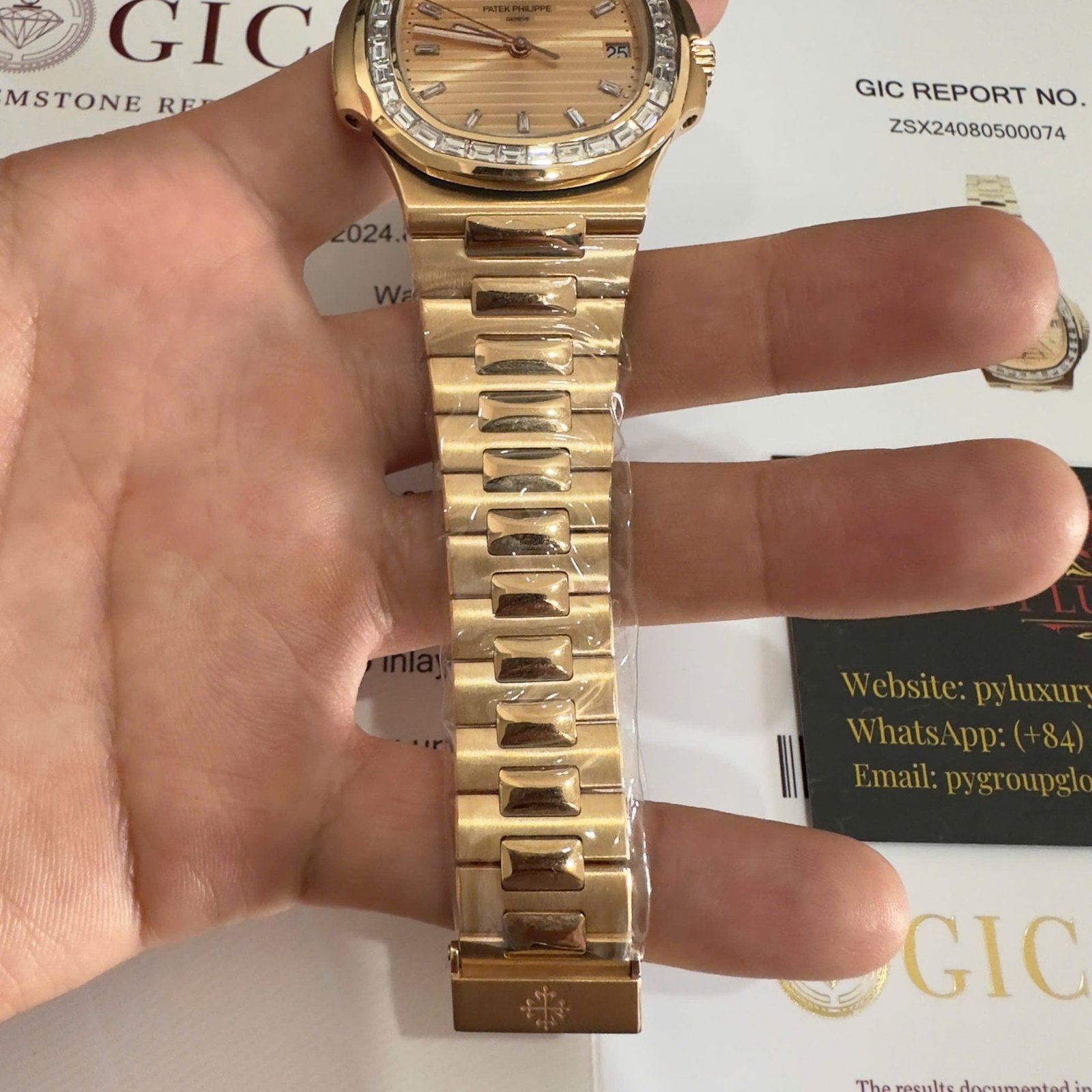 Patek Philippe Nautilus 5723/1R-001 Pink Golden Dial 18K Solid Gold Baguette Diamonds 40mm - 图片 12
