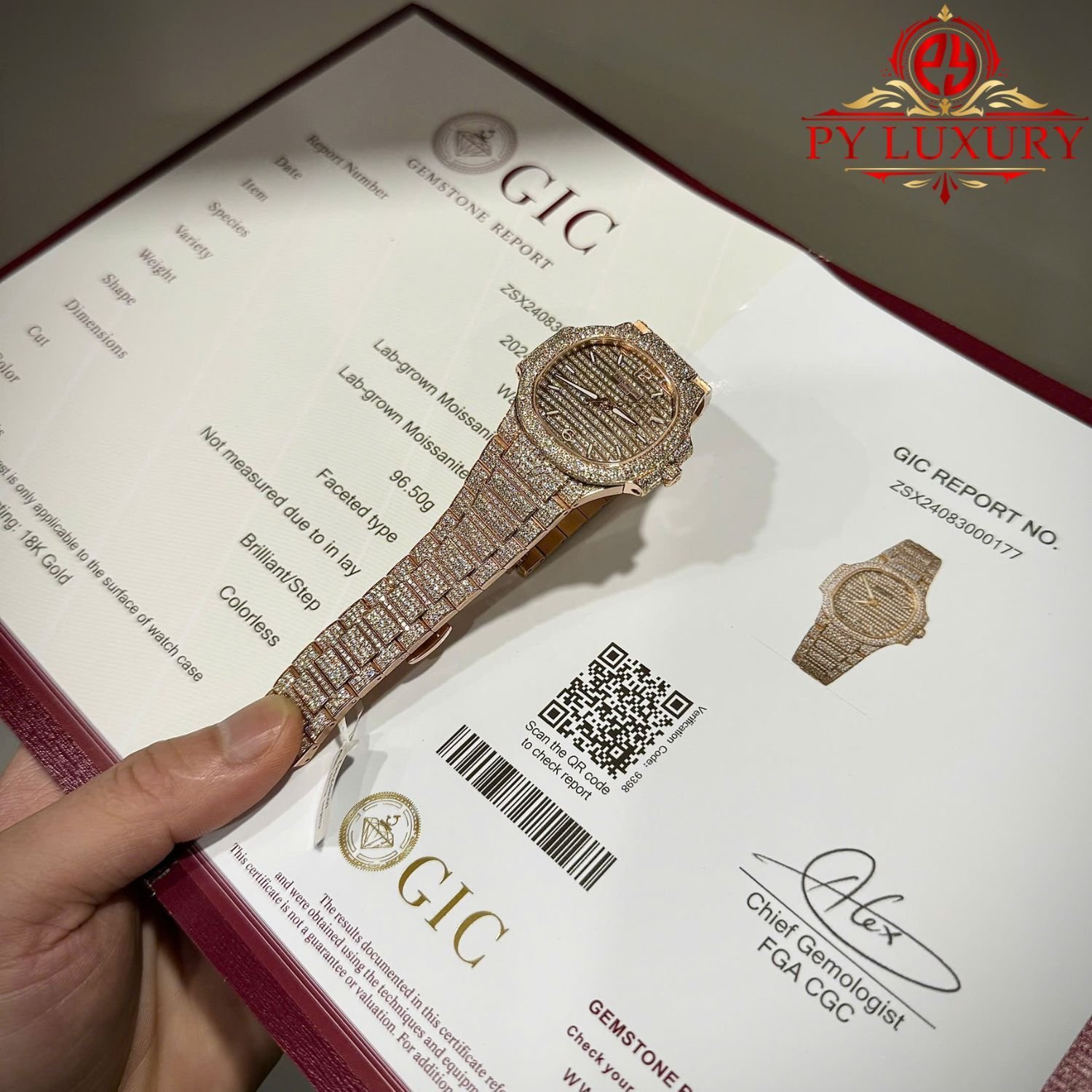 Patek Philippe Nautilus 7118/1450R-001 18K Gold Plated Iced Out Moissanite Best Replica 35.2mm
