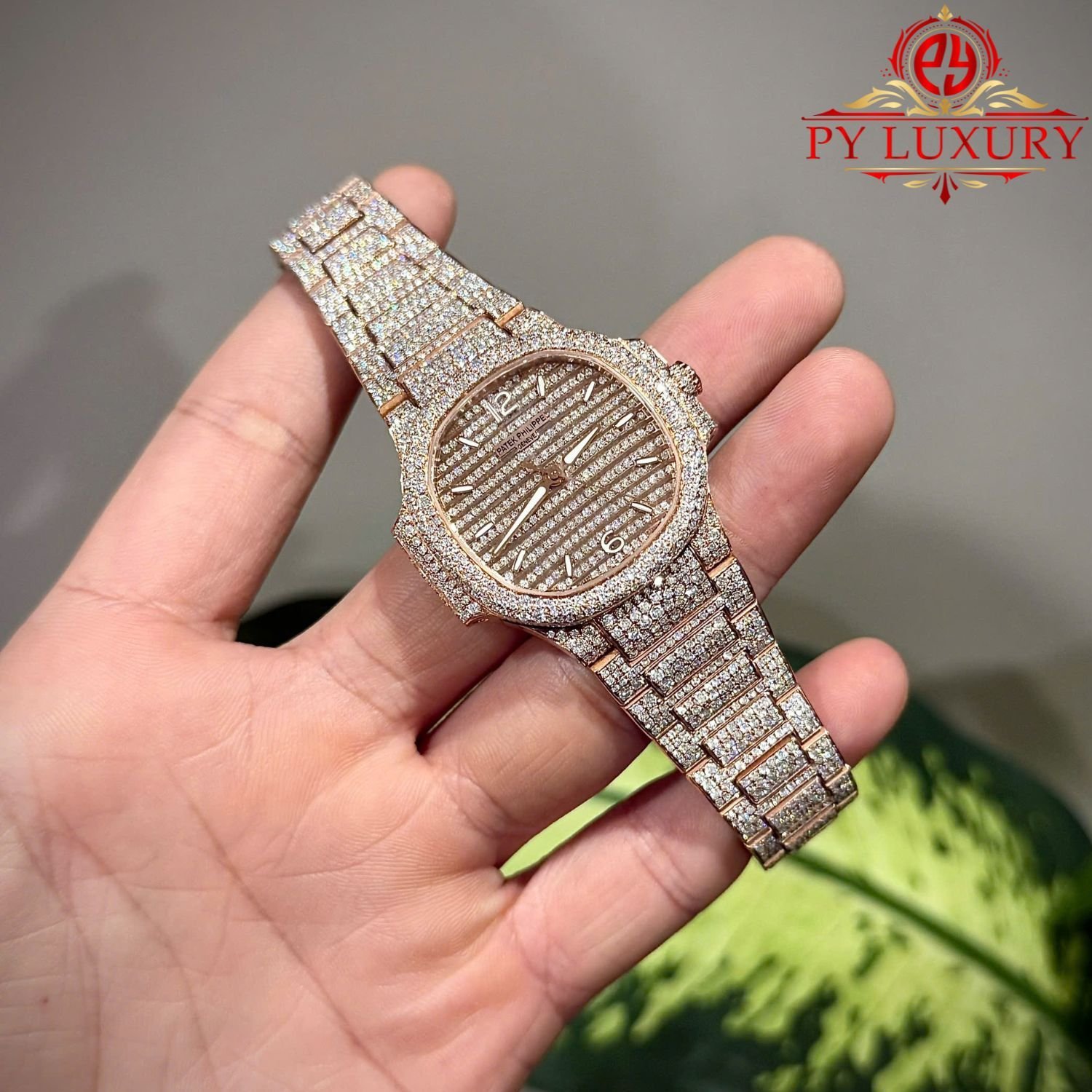 Patek Philippe Nautilus 7118/1450R-001 18K Gold Plated Iced Out Moissanite Best Replica 35.2mm - 图片 3