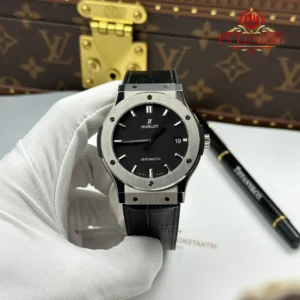 Hublot Classic Fusion Titanium Men’s Watch Black Dial 1:1 Best Replica JJZ Factory 45mm