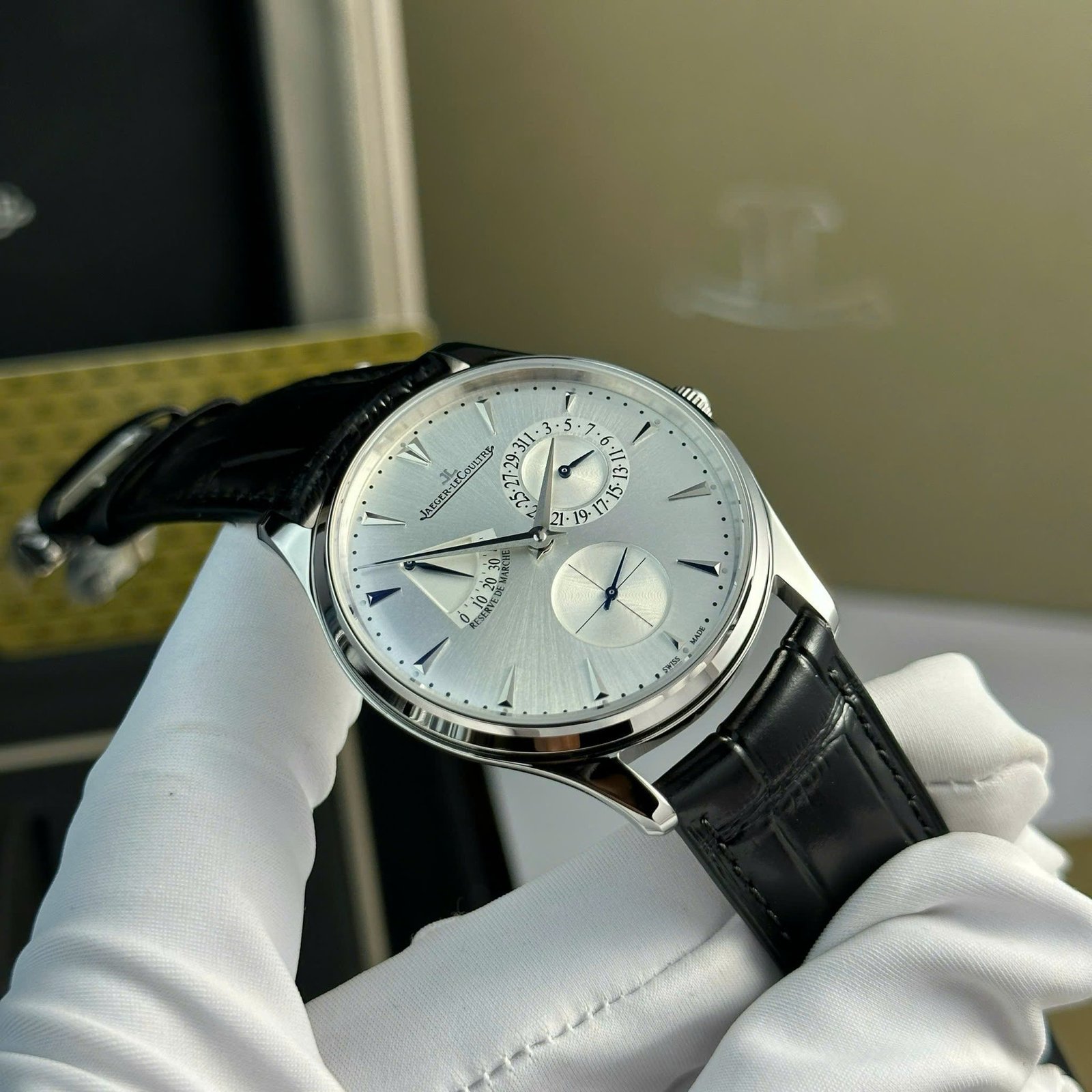 Jaeger-LeCoultre Master Ultra Thin Reserve De Marche Q1378420 Silver Dial Leather Strap Best Replica 39mm - 图片 3