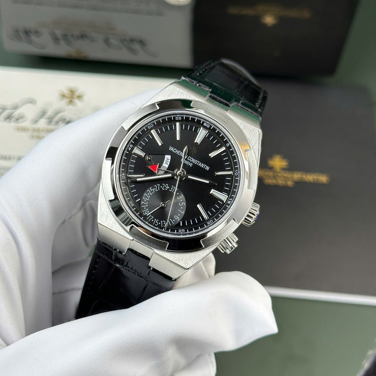 Vacheron Constantin Overseas Dual Time 7900V/110A-B546 Black Dial Leather Strap Swiss Replica PZF 41mm - 图片 2