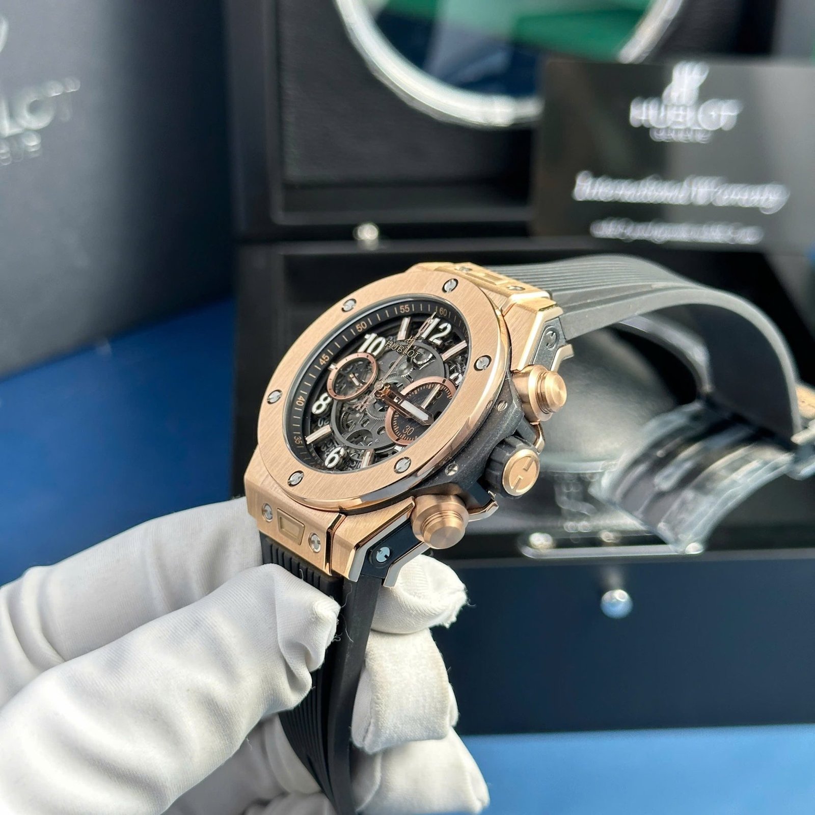 Hublot Big Bang Unico King Gold Black Dial Rubber Strap Replica BBF 42mm - 图片 3