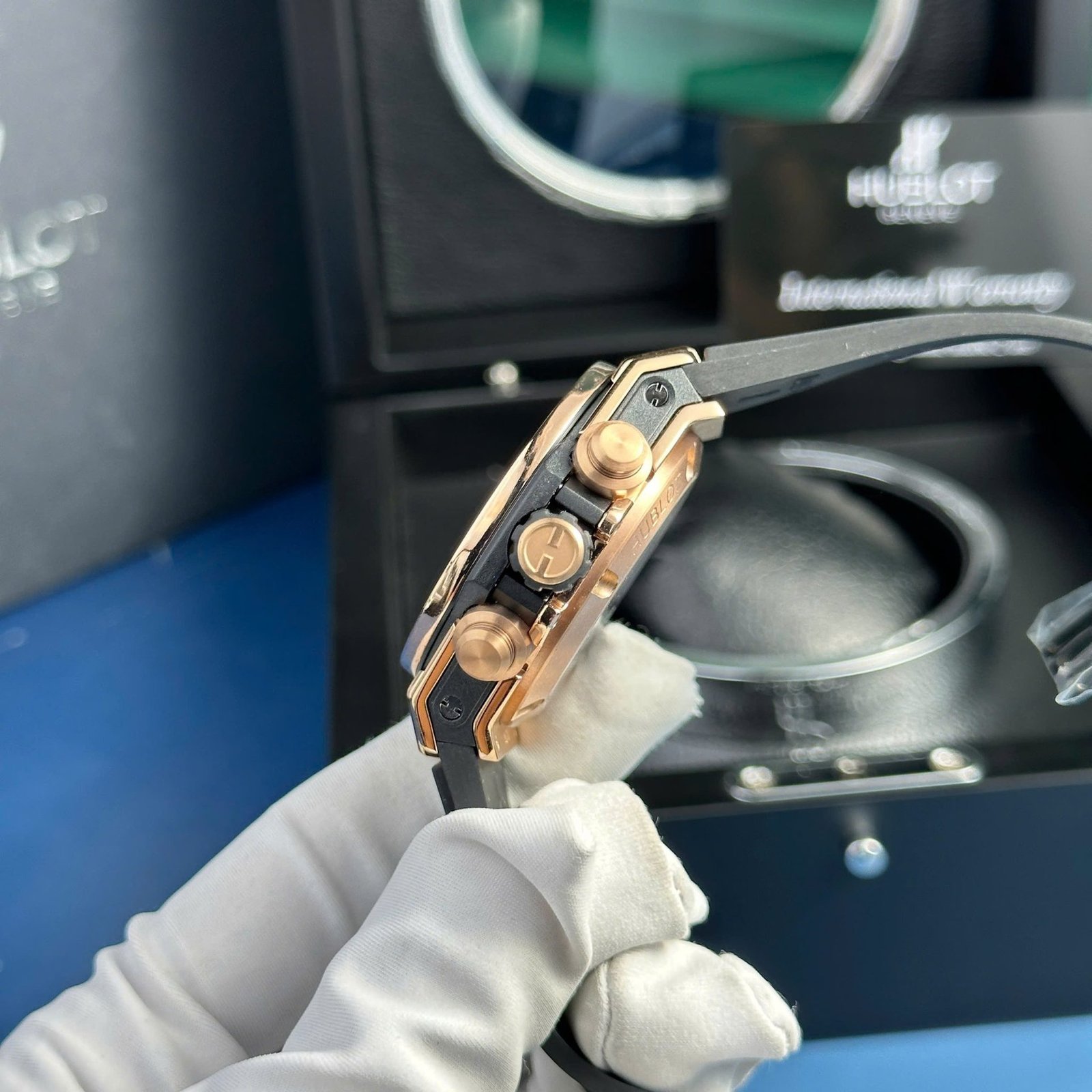 Hublot Big Bang Unico King Gold Black Dial Rubber Strap Replica BBF 42mm - 图片 5
