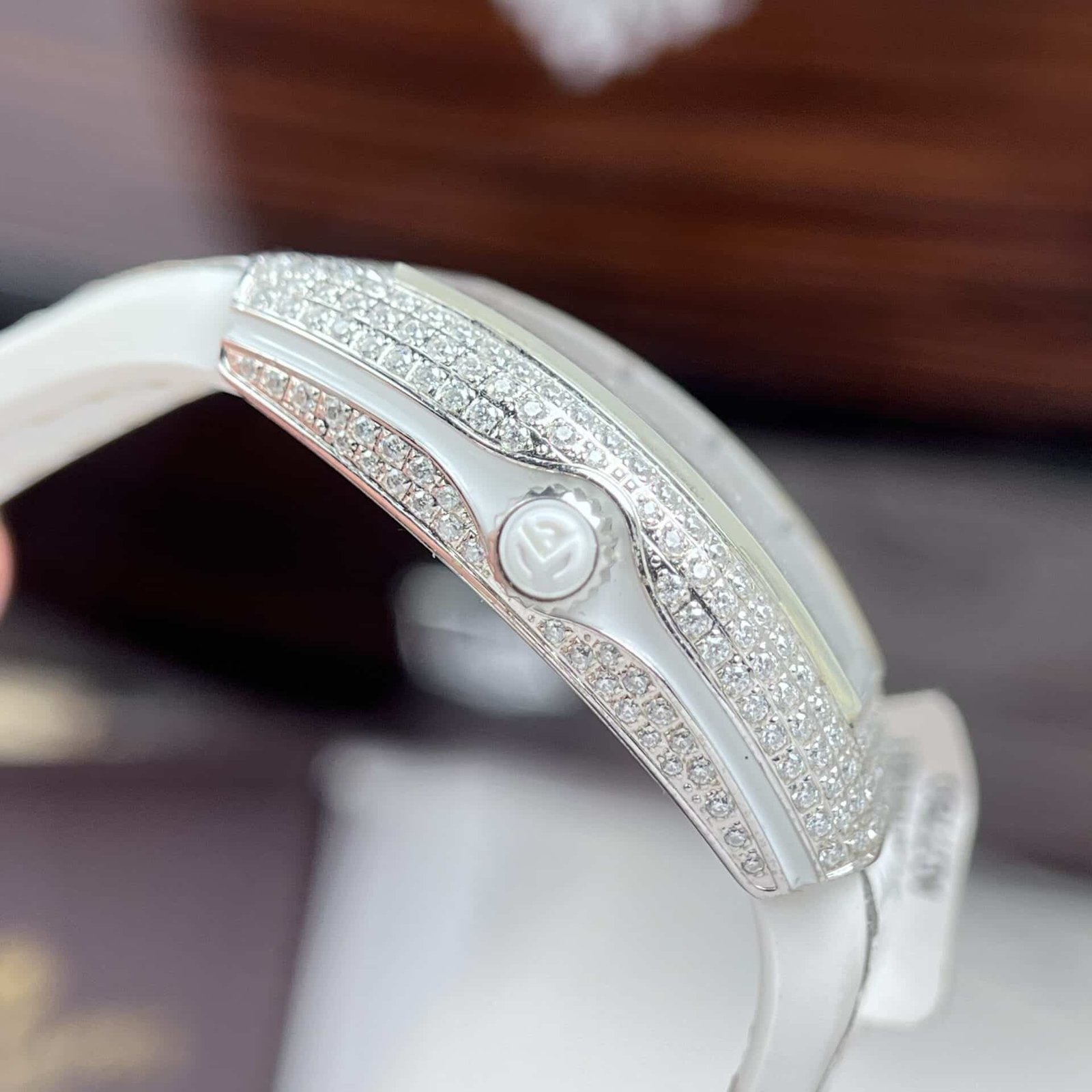 Franck Muller Vanguard V32 White Custom Full Moissanite Best Replica ABF 32mm - 图片 6