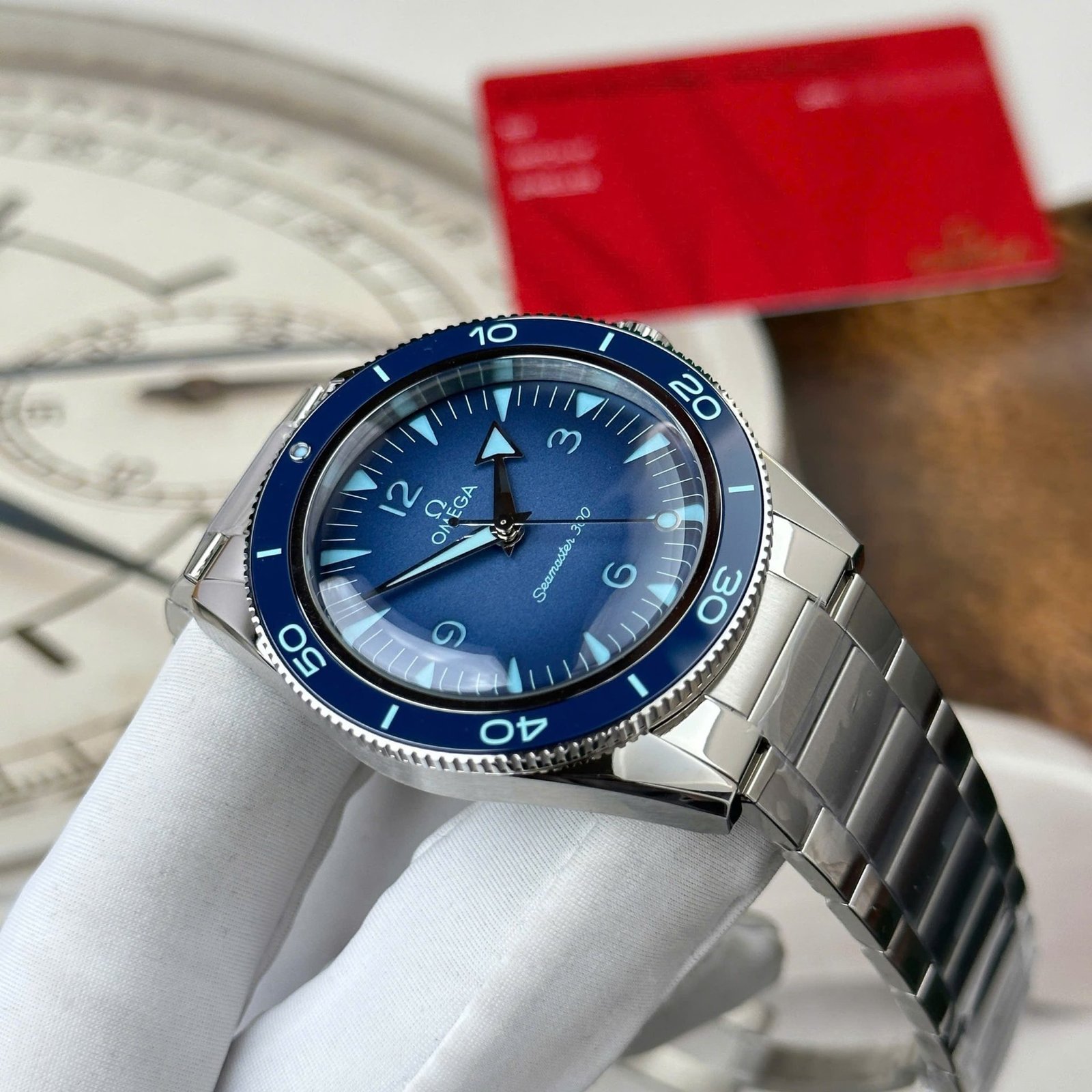 Omega Seamaster 300 Heritage Summer Blue Edition Best Replica VSF 41mm - 图片 4