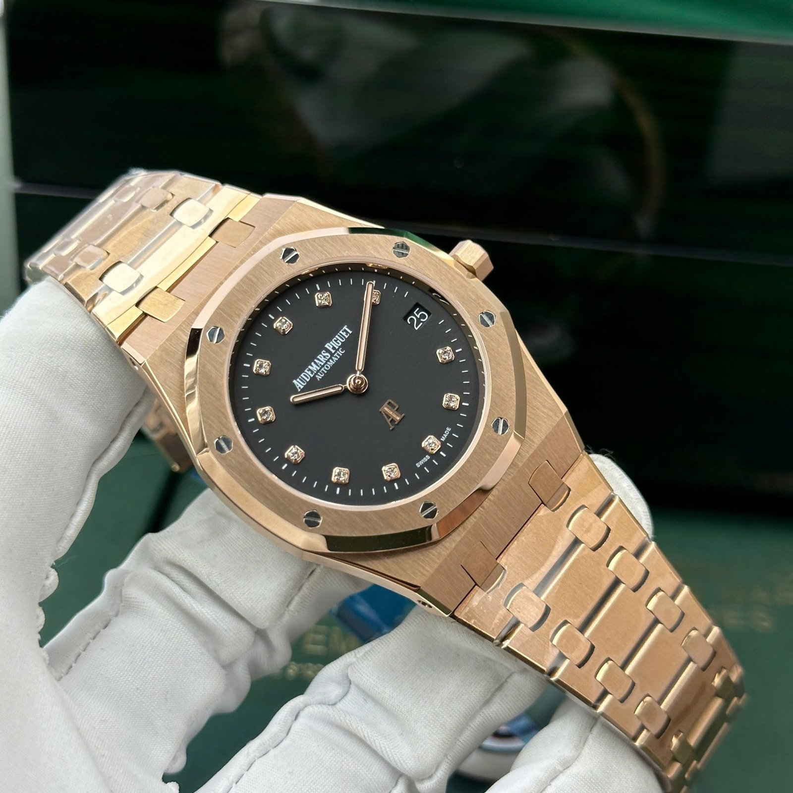 Audemars Piguet Royal Oak Jumbo Extra Thin 15207OR Rose Gold Black Dial Replica IPF 39mm - 图片 4