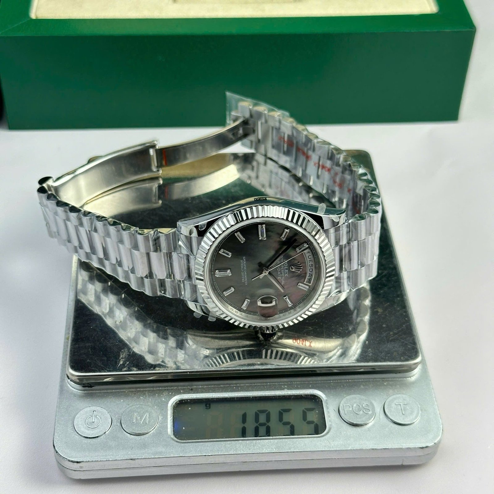 Rolex Day-Date 40 Black MOP Dial Q Factory 185g Best Replica 40mm - 图片 2