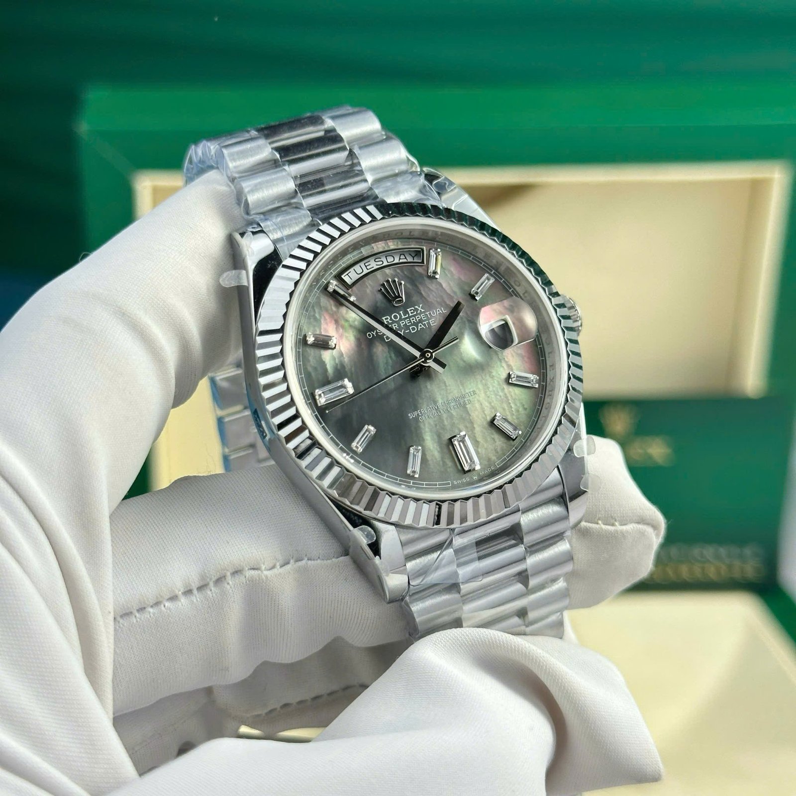Rolex Day-Date 40 Black MOP Dial Q Factory 185g Best Replica 40mm - 图片 3