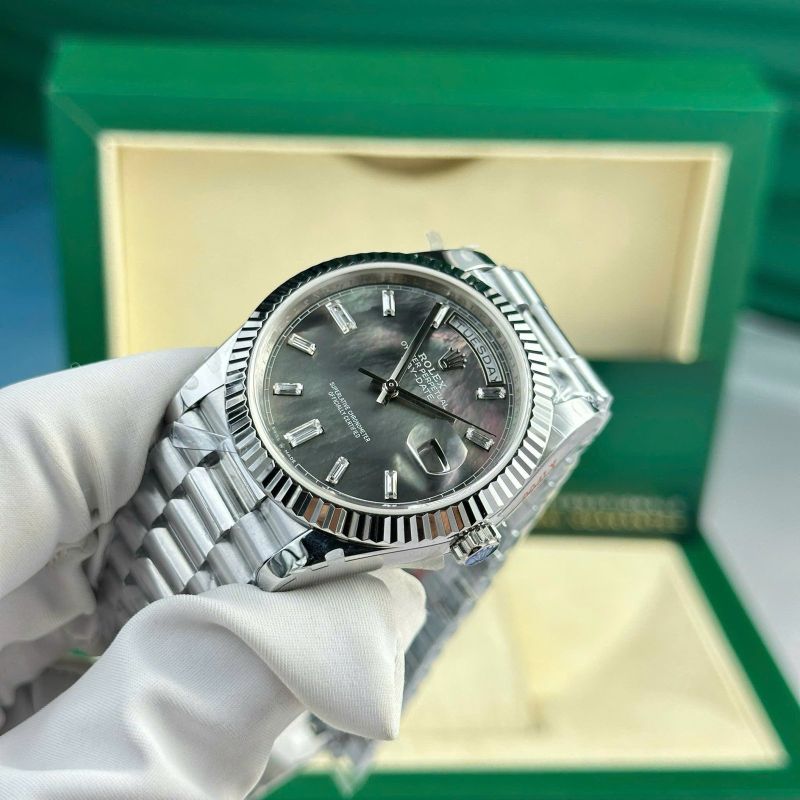 Rolex Day-Date 40 Black MOP Dial Q Factory 185g Best Replica 40mm - 图片 4