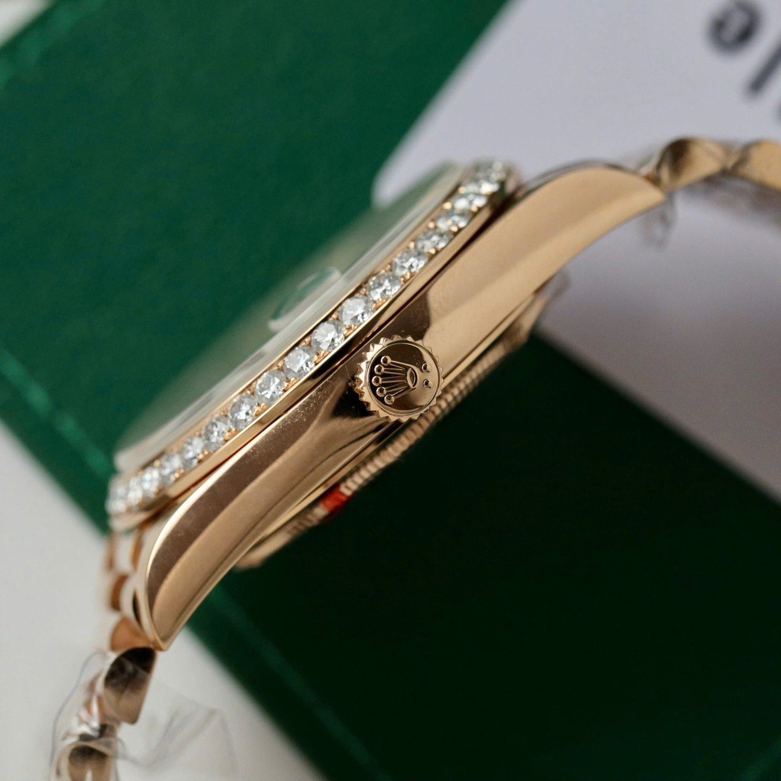 Rolex Day-Date 228345RBR-0026 MOP Baguette Dial 18K Rose Gold Wrapped Moissanite Bezel GMF V3 Best Replica 40mm - 图片 8