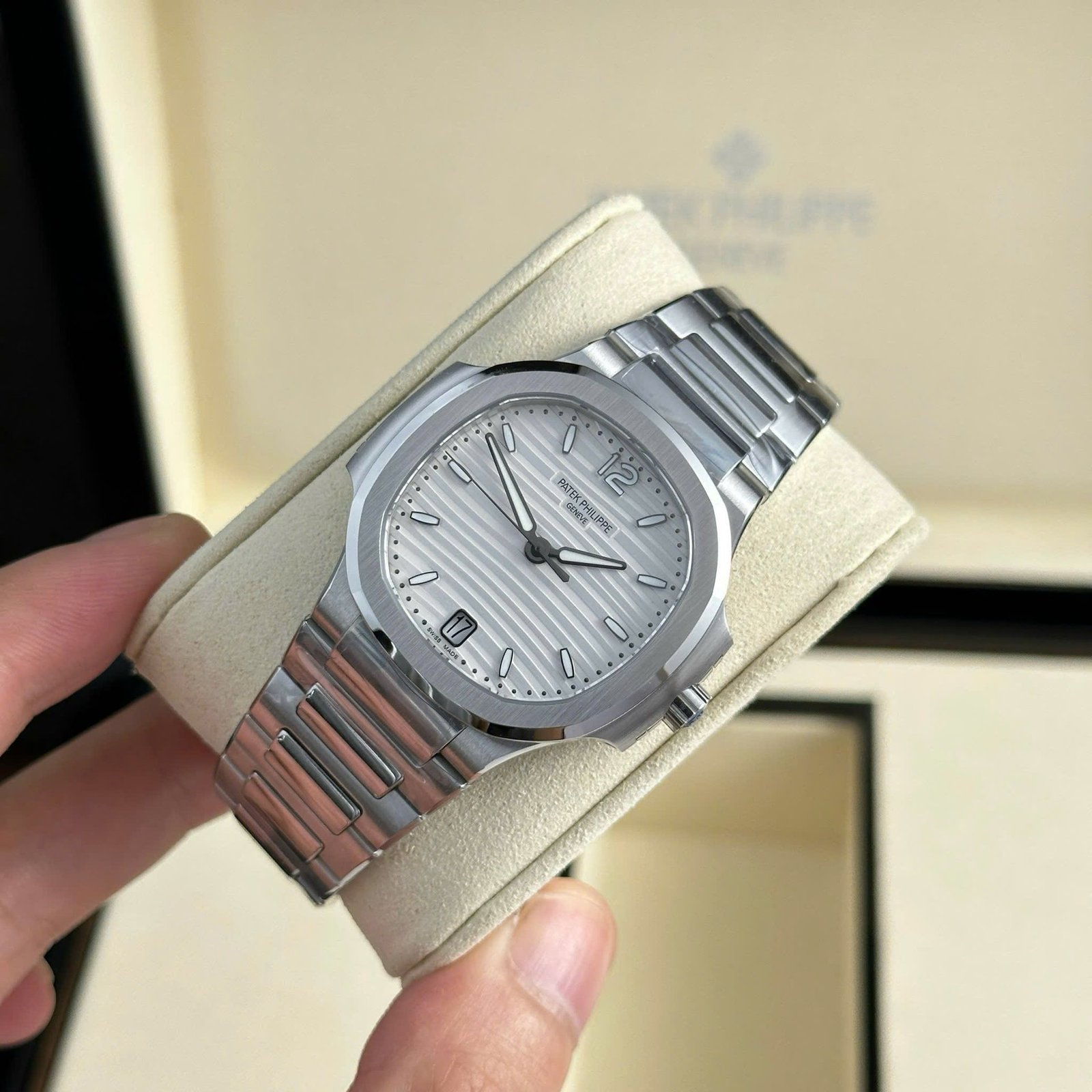 Patek Philippe Nautilus 7118/1A-010 Steel White Dial Best Clone 3KF 35.2mm - 图片 2