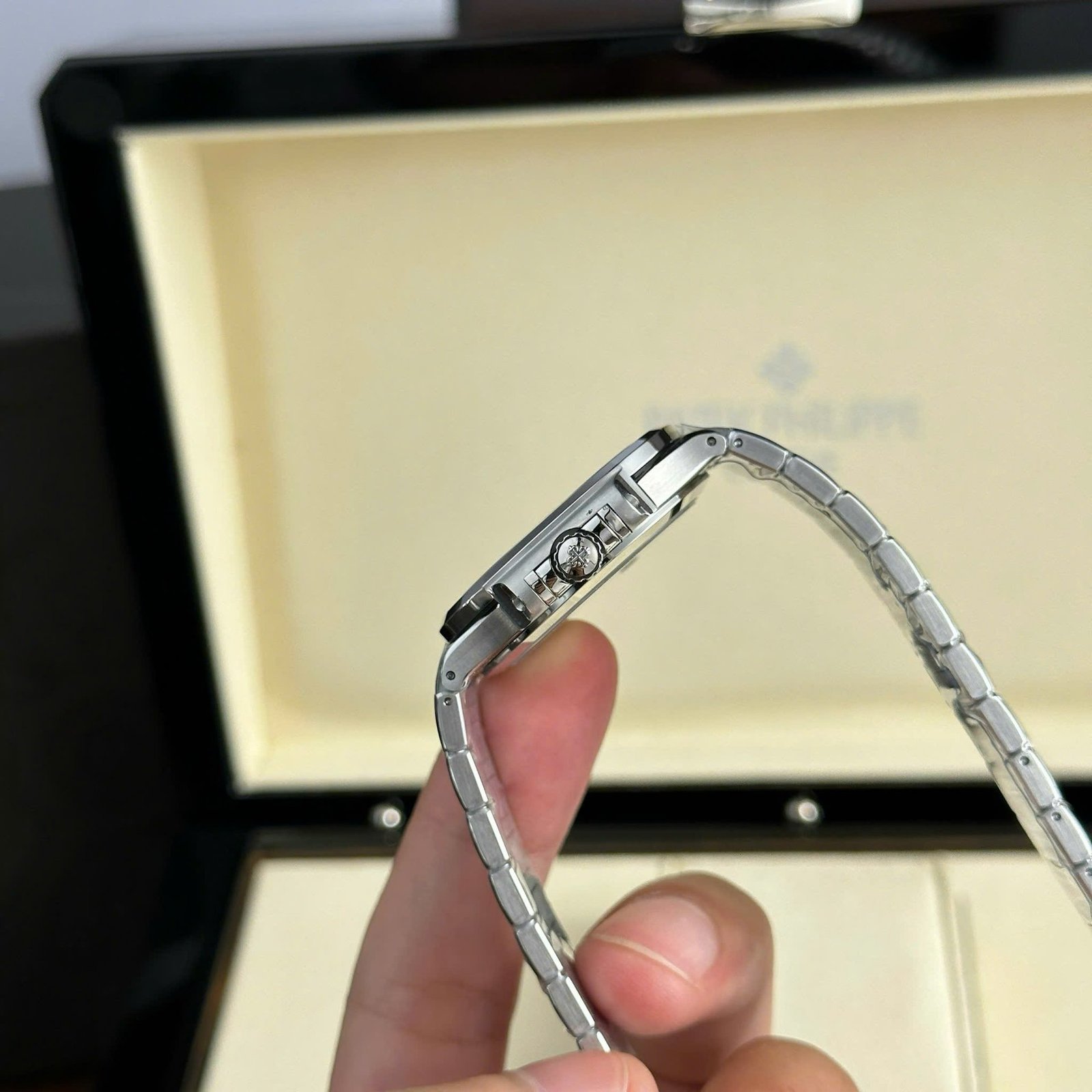 Patek Philippe Nautilus 7118/1A-010 Steel White Dial Best Clone 3KF 35.2mm - 图片 7