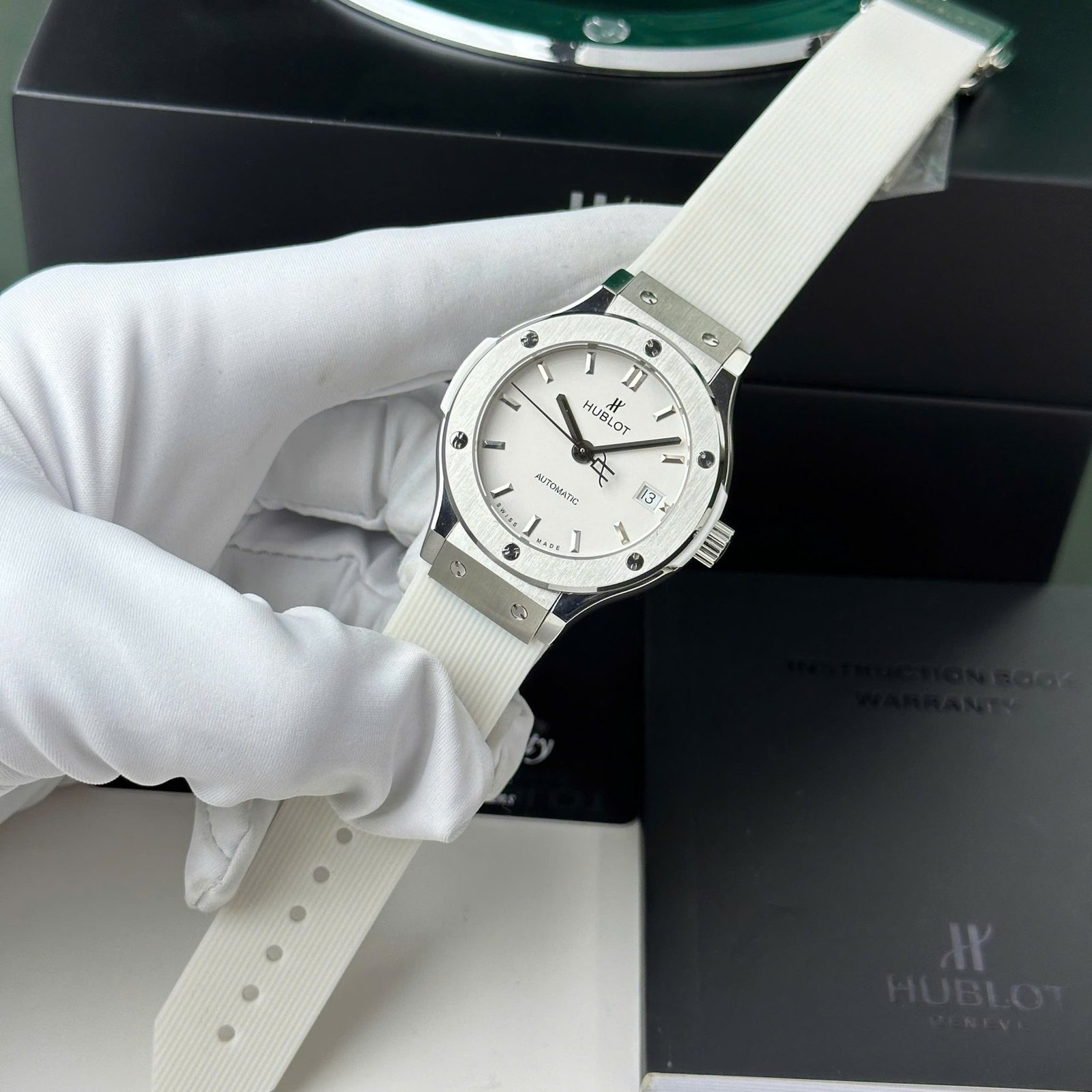 Hublot Classic Fusion Titanium White Dial White Rubber Strap Replica 38mm - 图片 2