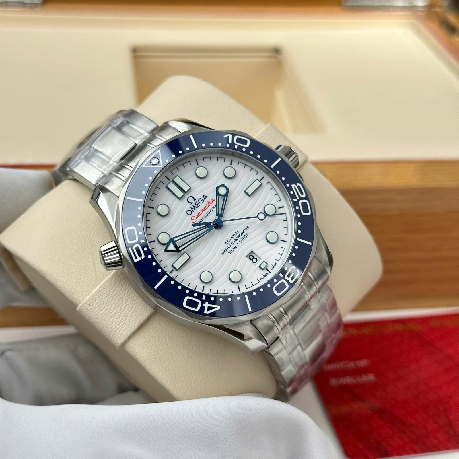 Omega Seamaster Diver 300M Tokyo 2020 White Dial Blue Ceramic Bezel Super Clone 42mm - 图片 3