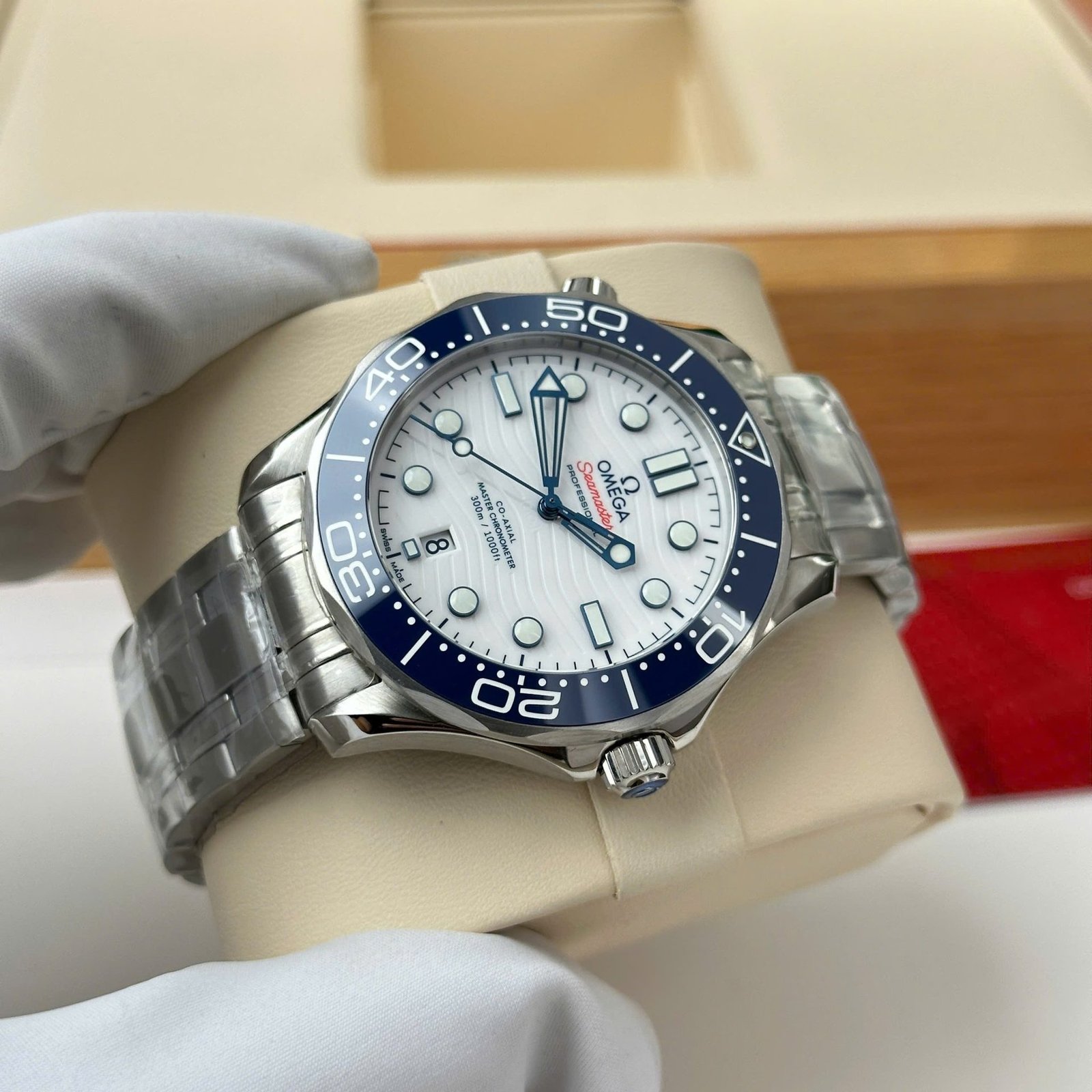 Omega Seamaster Diver 300M Tokyo 2020 White Dial Blue Ceramic Bezel Super Clone 42mm - 图片 4