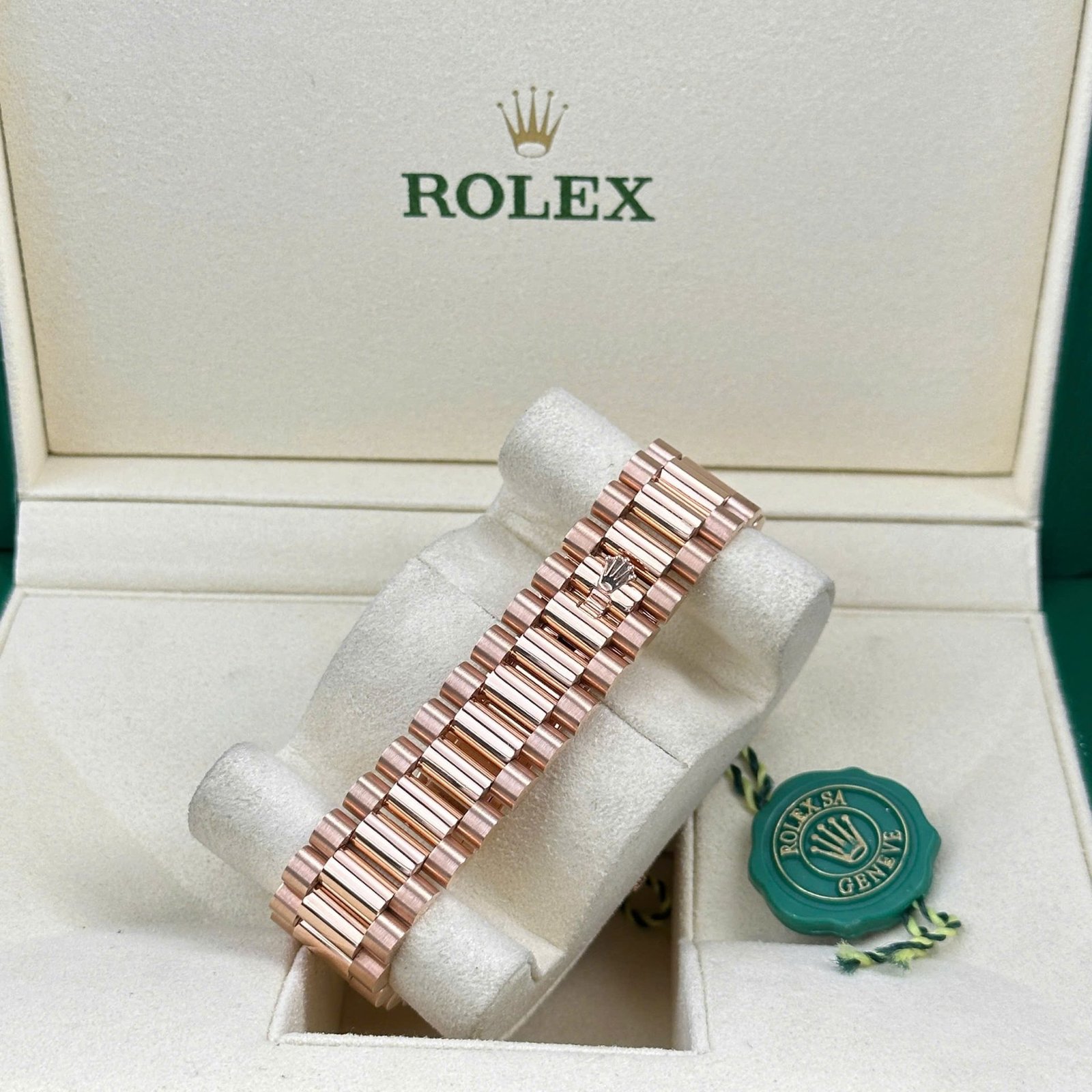 Rolex Day-Date 228235-0003 Chocolate Baguette Diamond Dial 18K Solid Rose Gold 40mm - 图片 10