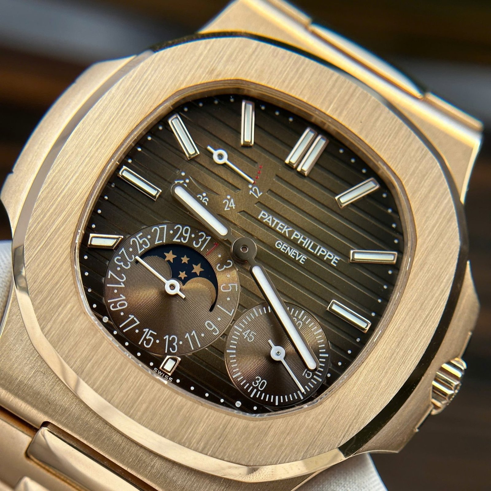 Patek Philippe Nautilus 5712/1R-001 Brown Dial 18K Solid Gold 1:1 CNC Custom Made 40mm - 图片 5