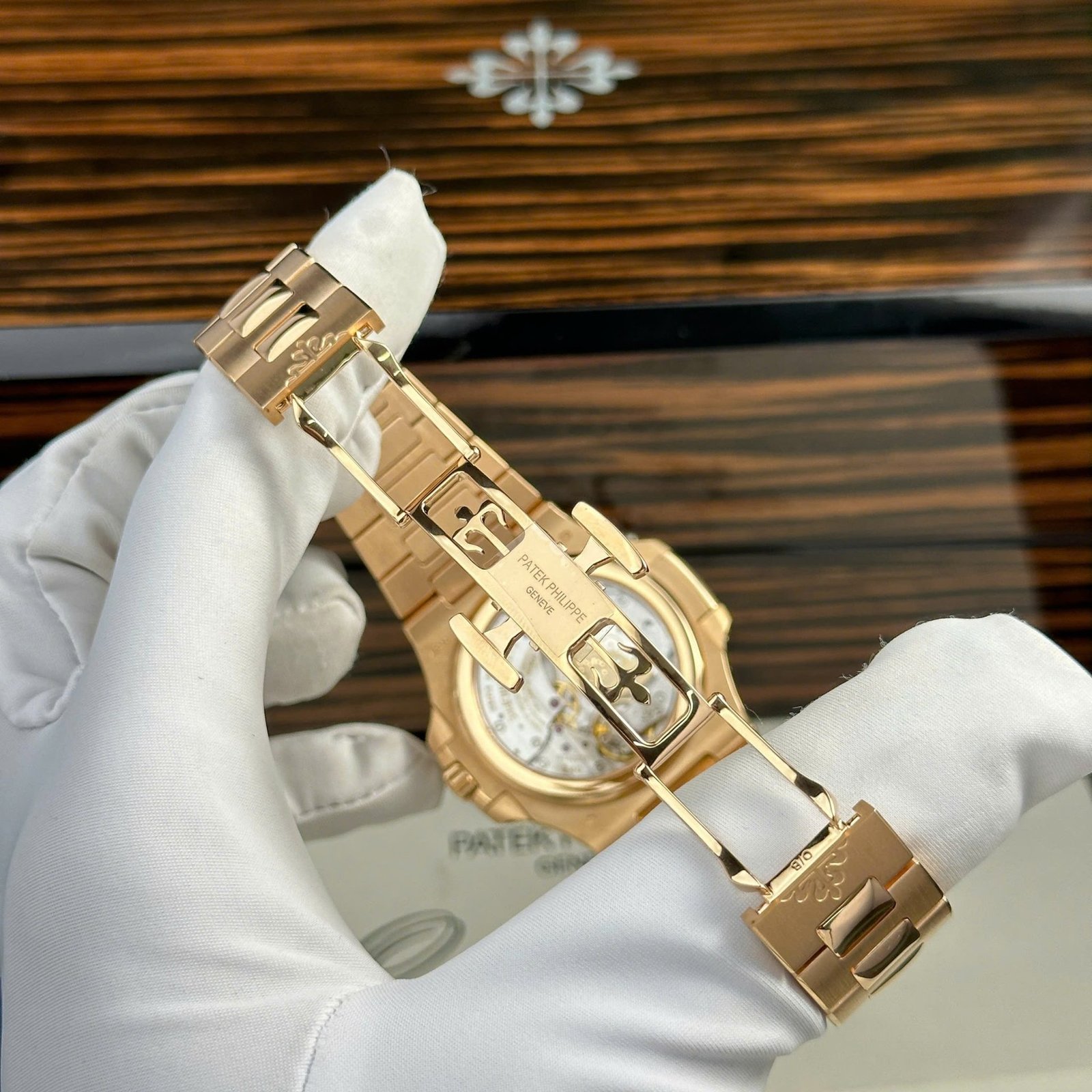 Patek Philippe Nautilus 5712/1R-001 Brown Dial 18K Solid Gold 1:1 CNC Custom Made 40mm - 图片 13