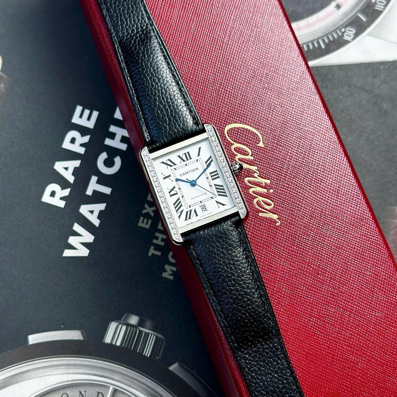 Cartier Tank Solo Extra Large White Dial Diamond Bezel Leather Strap Best Replica AF 31mm x 41mm - 图片 2