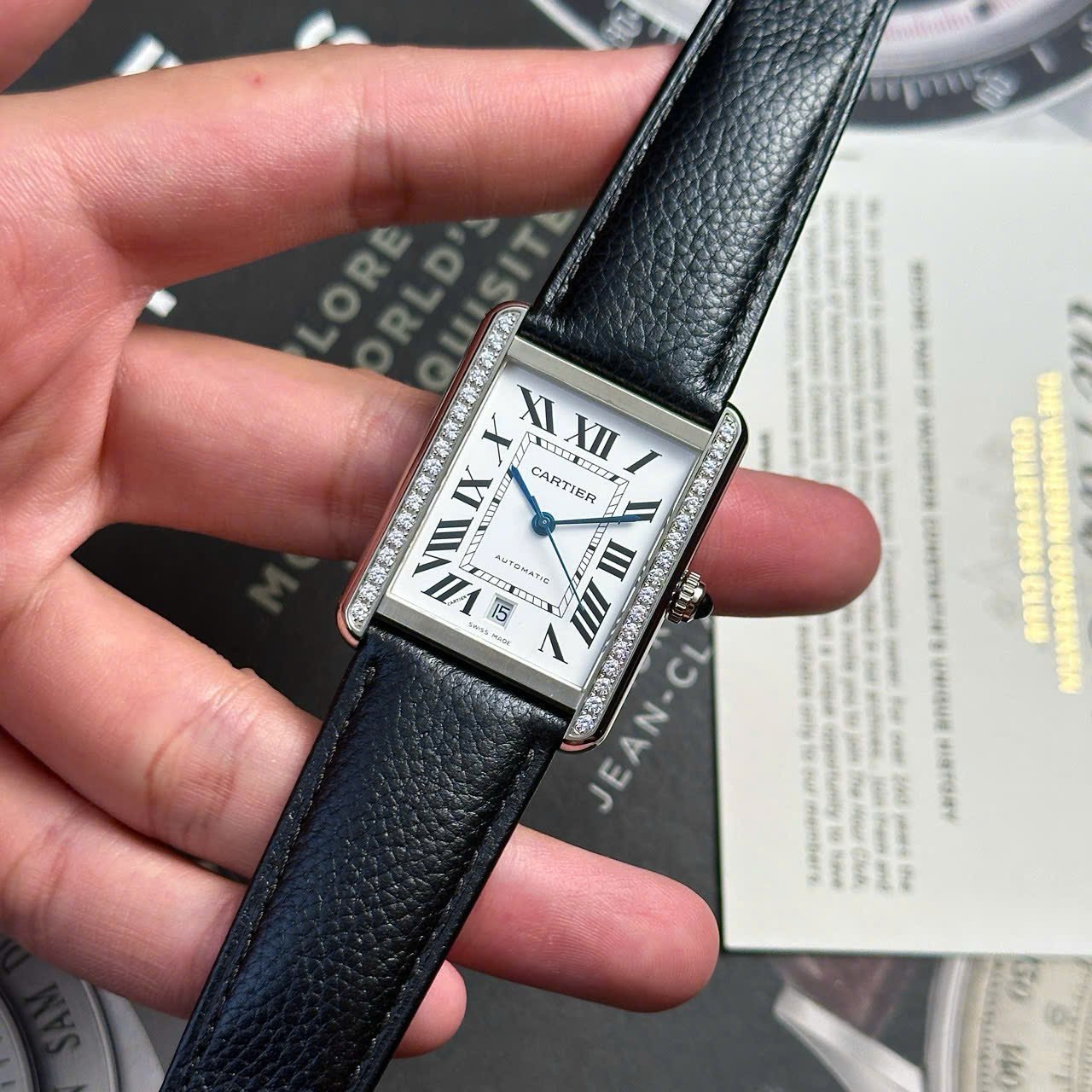 Cartier Tank Solo Extra Large White Dial Diamond Bezel Leather Strap Best Replica AF 31mm x 41mm - 图片 3