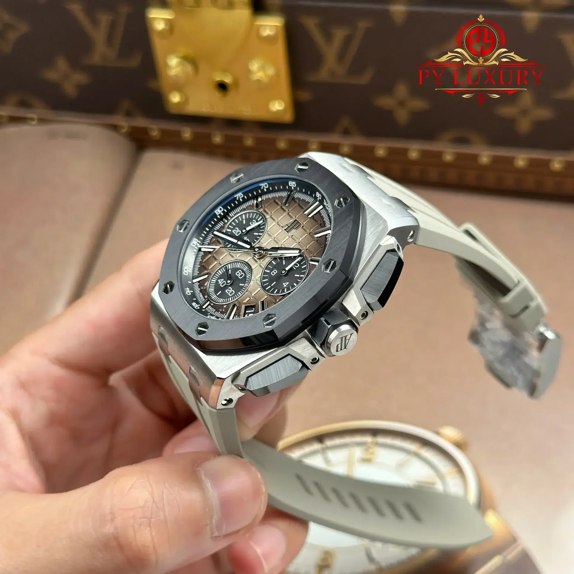 Audemars Piguet Royal Oak Offshore Chronograph 26420SO Smoked Taupe Dial Rubber Strap 1:1 Best Replica DDF 43mm (Free Sprung) - 图片 3
