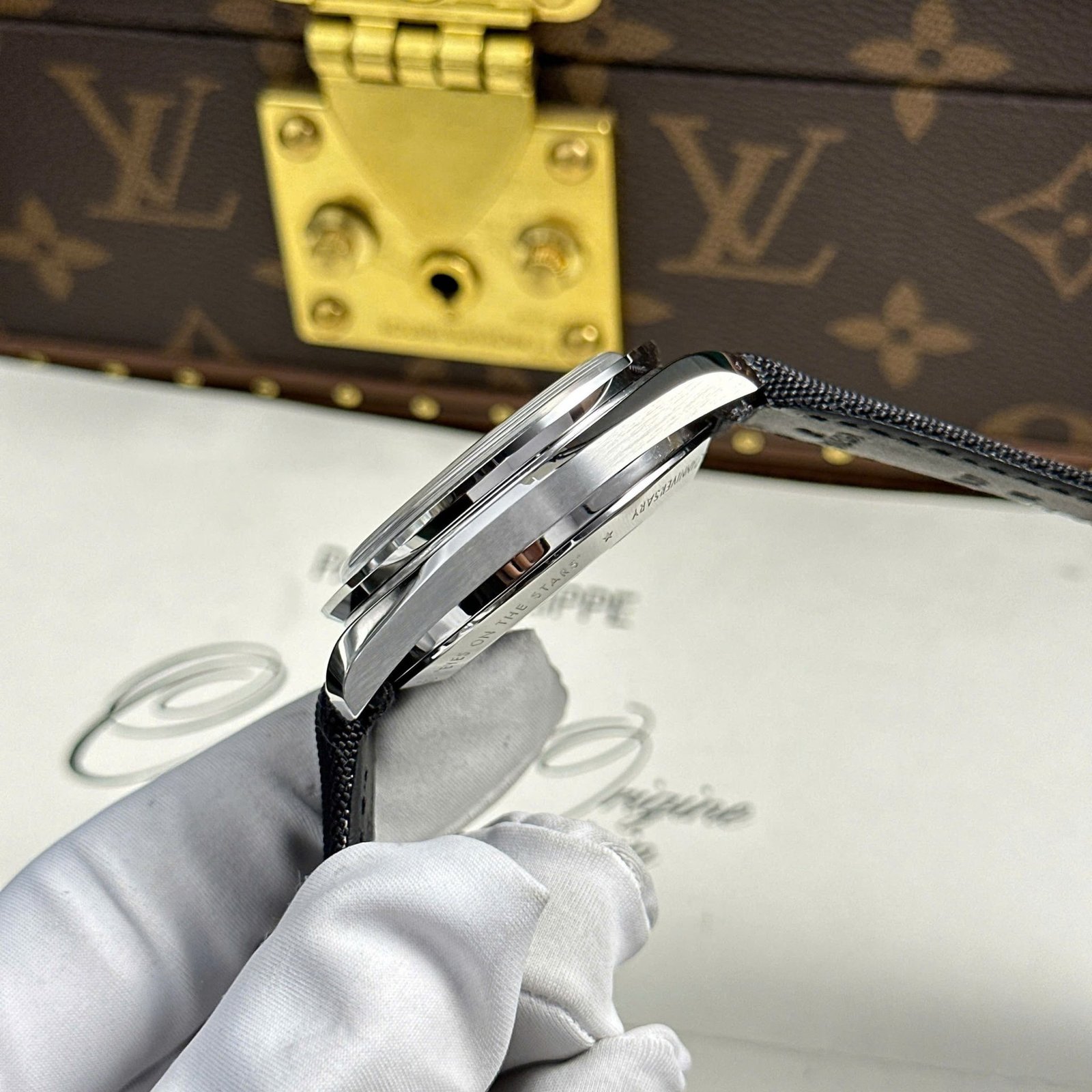 Omega Speedmaster Apollo 13 Silver Snoopy Award White Dial Textile Strap Replica 42mm - 图片 8