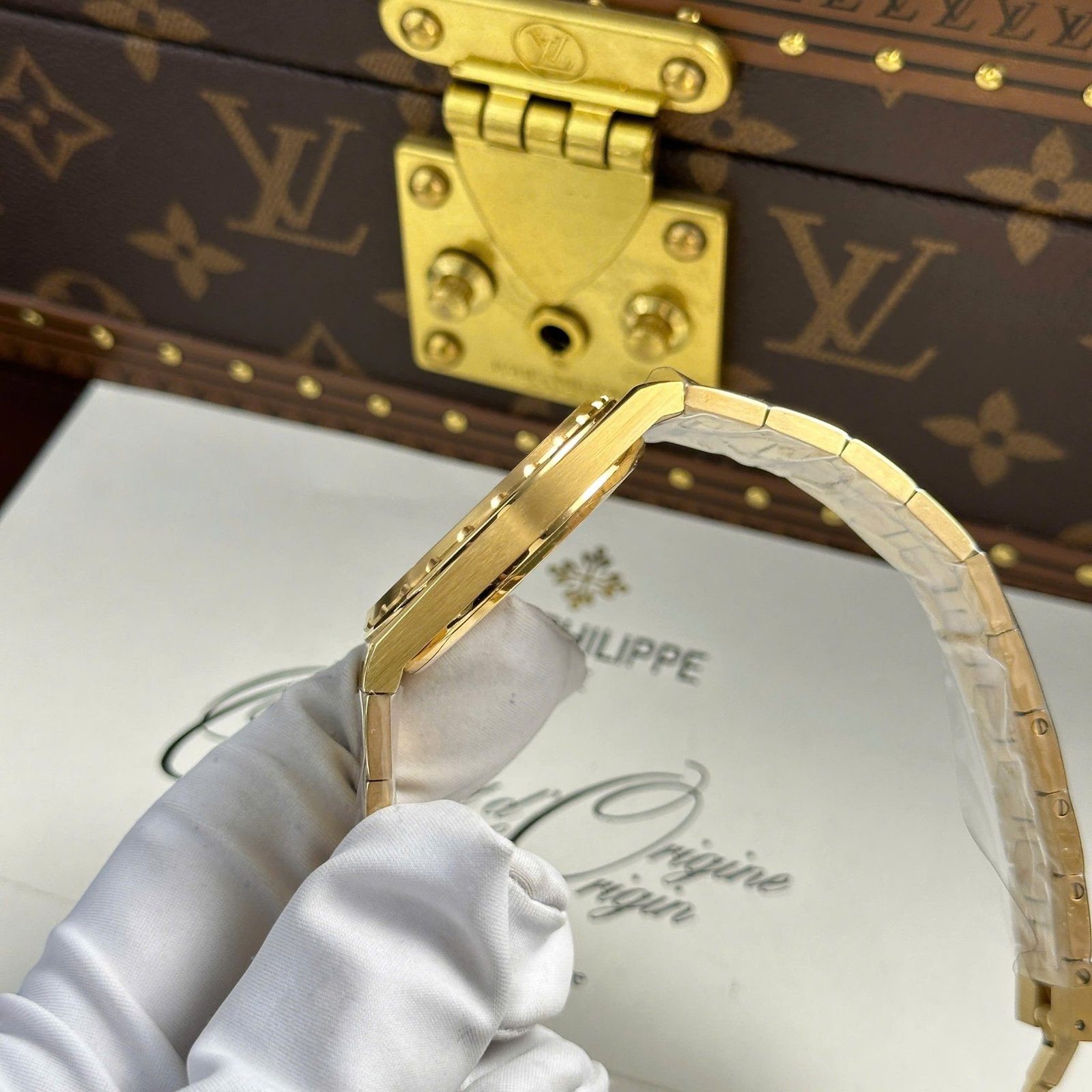 Vacheron Constantin Historiques 222 Vintage Yellow Gold Gold-tone Dial 1:1 Best Replica 8+ Factory 37mm - 图片 10