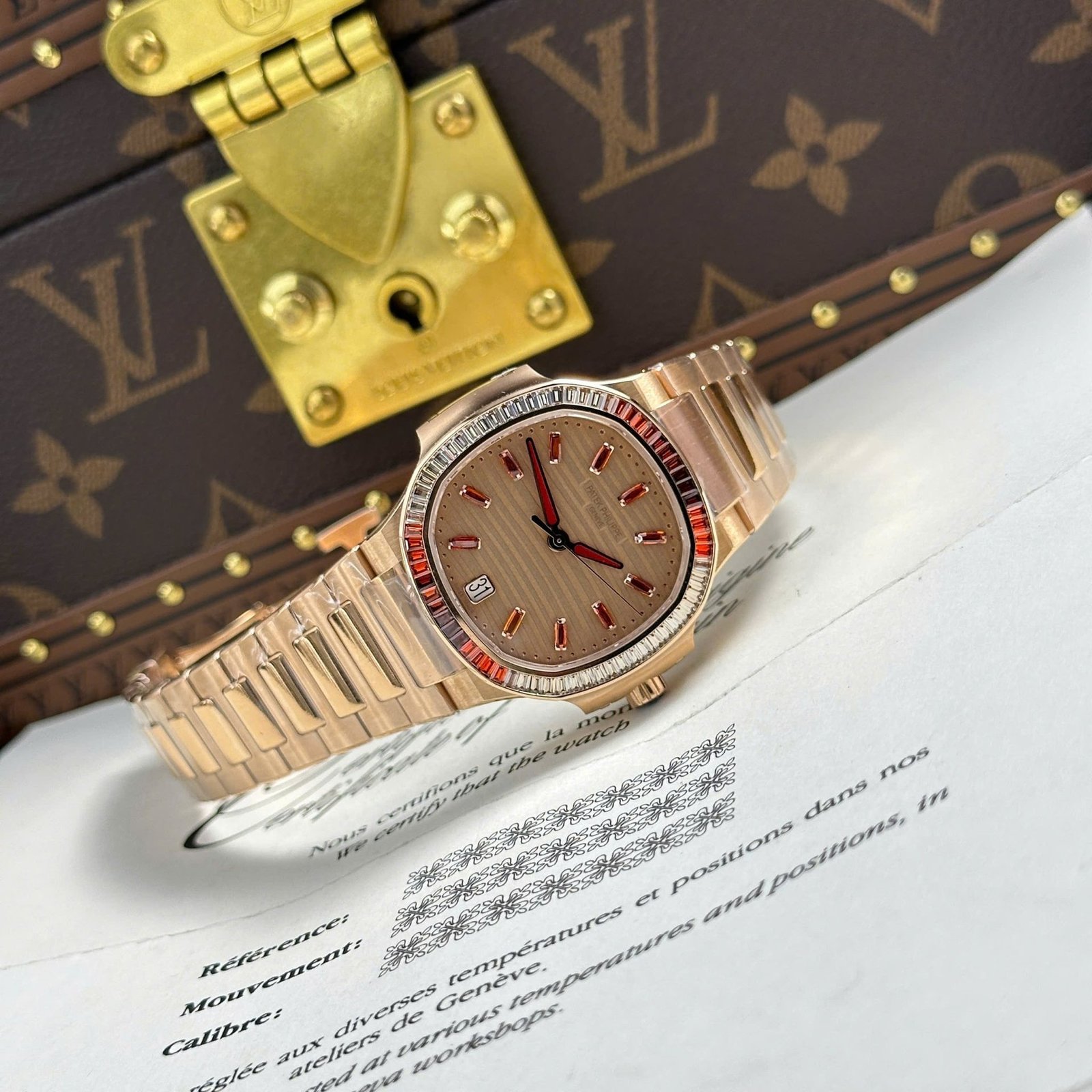 Patek Philippe Nautilus 7118/1300R-001 Gold Dial Rose Gold 1:1 Best Copy 3KF 35.2mm - 图片 4