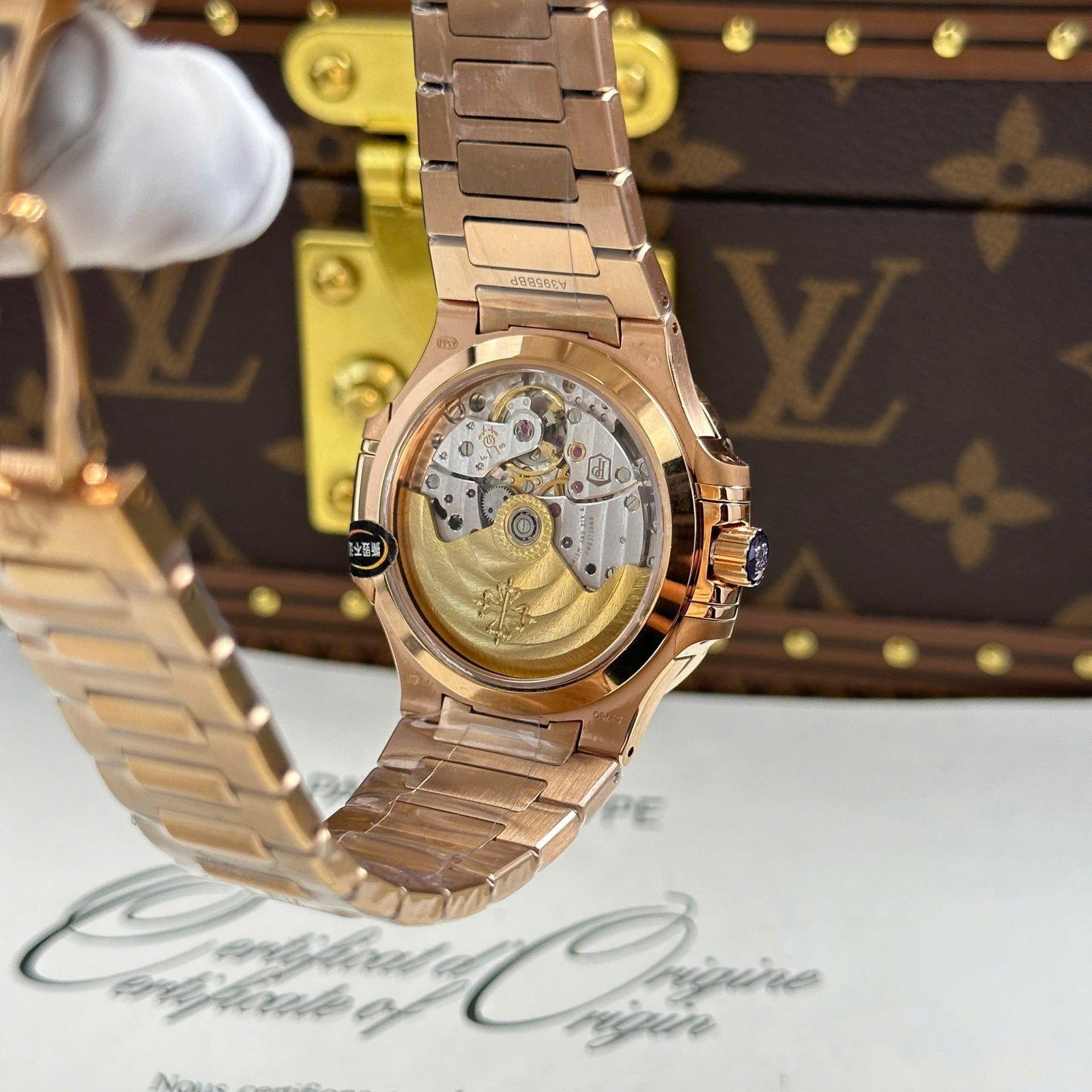 Patek Philippe Nautilus 7118/1300R-001 Gold Dial Rose Gold 1:1 Best Copy 3KF 35.2mm - 图片 9
