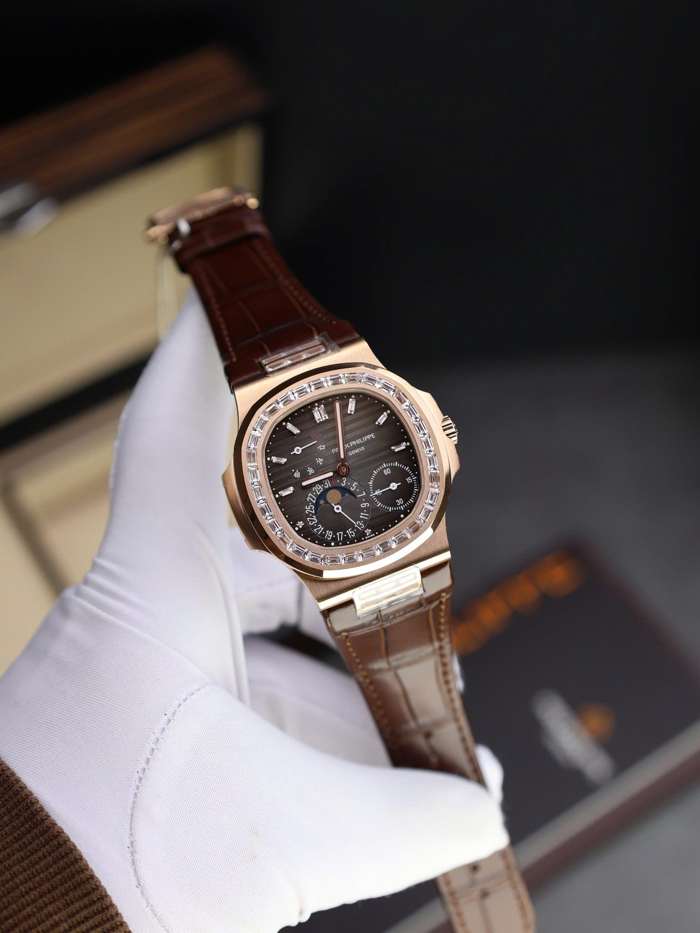 Patek Philippe Nautilus 5724R-001 Rose Gold Grey Dial 1:1 Replica PPF V3 40mm - 图片 2