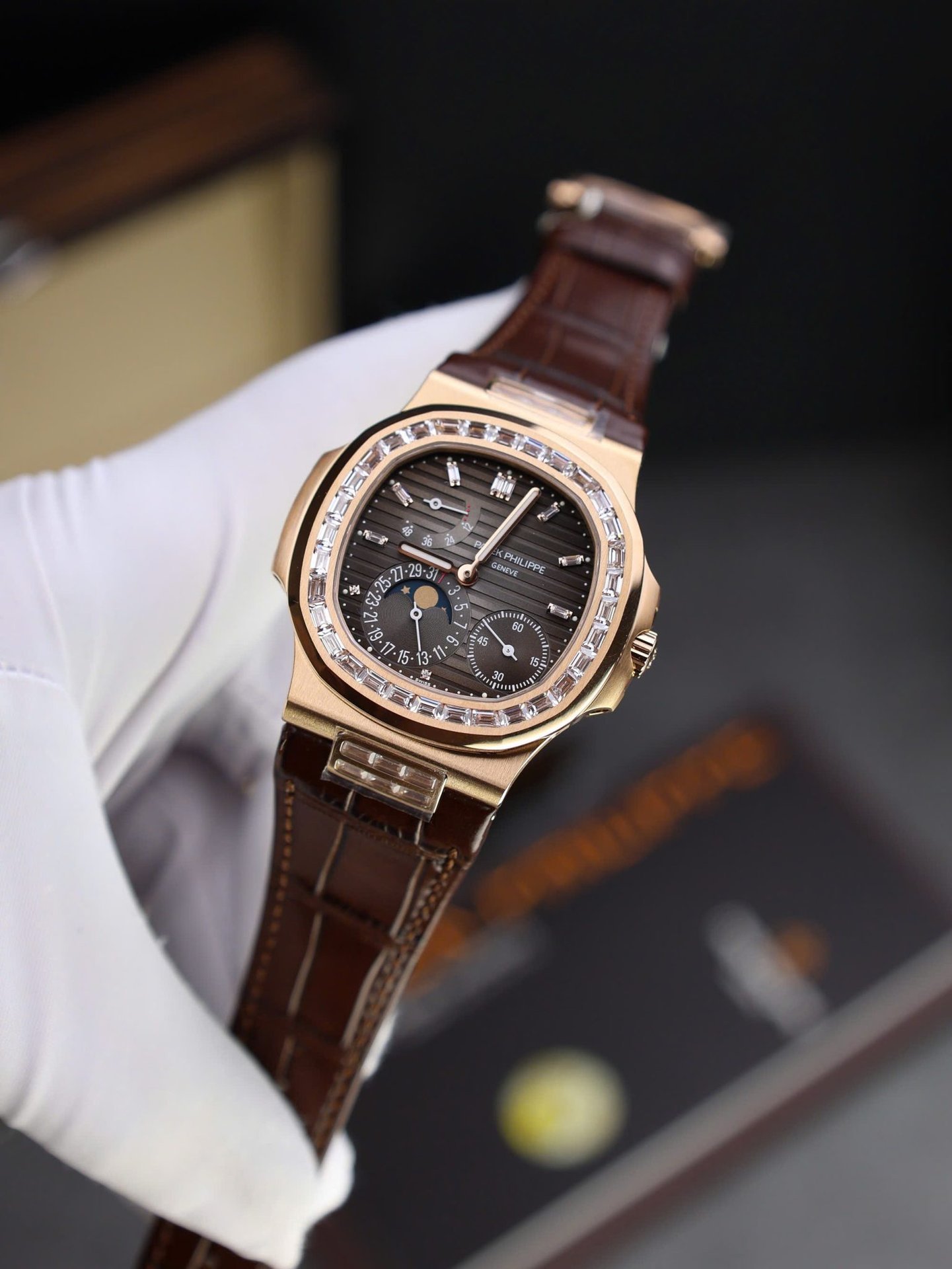 Patek Philippe Nautilus 5724R-001 Rose Gold Grey Dial 1:1 Replica PPF V3 40mm - 图片 3