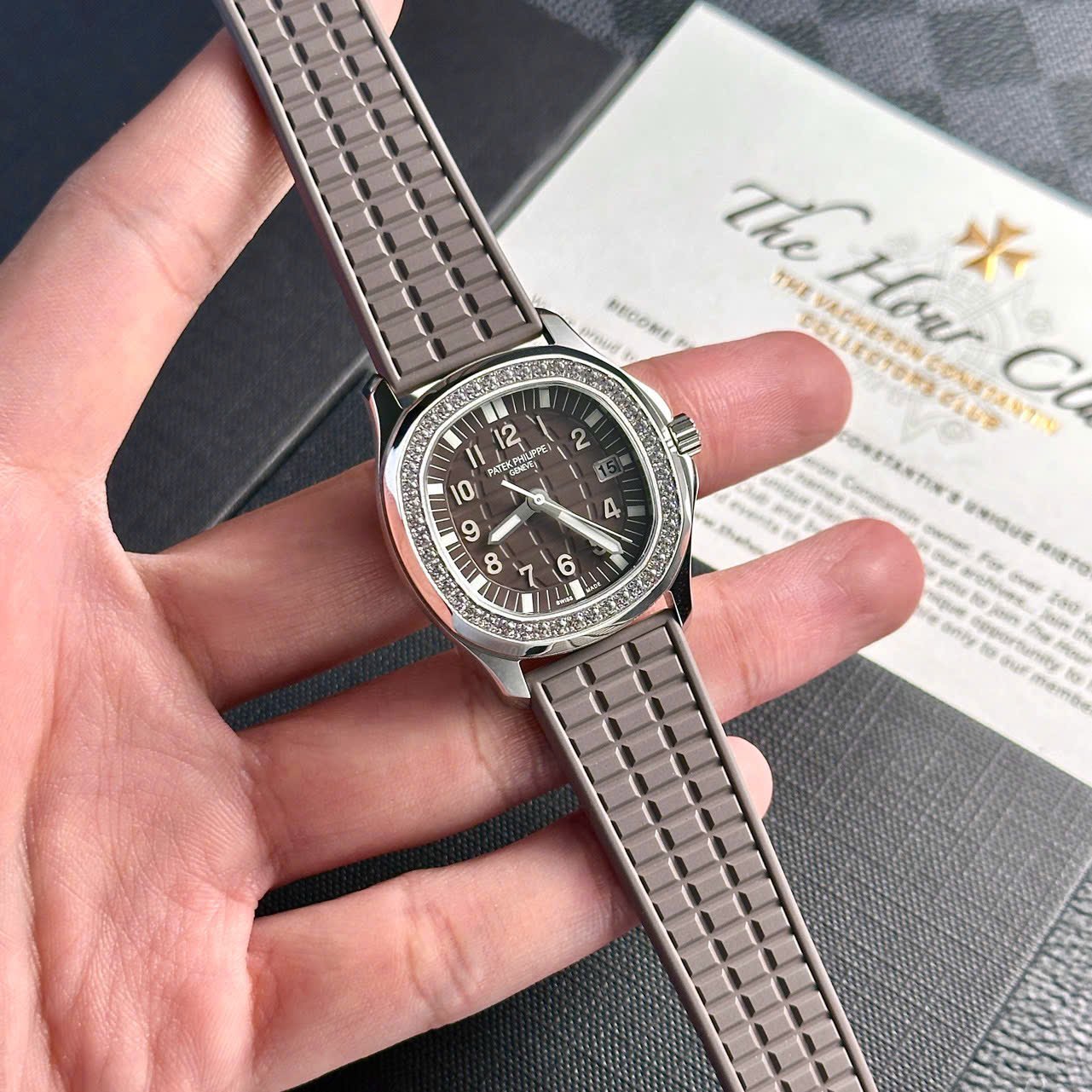 Patek Philippe Aquanaut 5067A-023 Brown Dial Quartz 1:1 Replica PPF 35.6mm - 图片 2