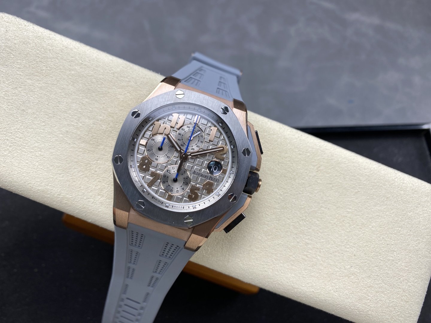 Audemars Piguet Royal Oak Offshore Chronograph Lebron James 26210OI Rose Gold 1:1 Best Replica TKF 44mm - 图片 2