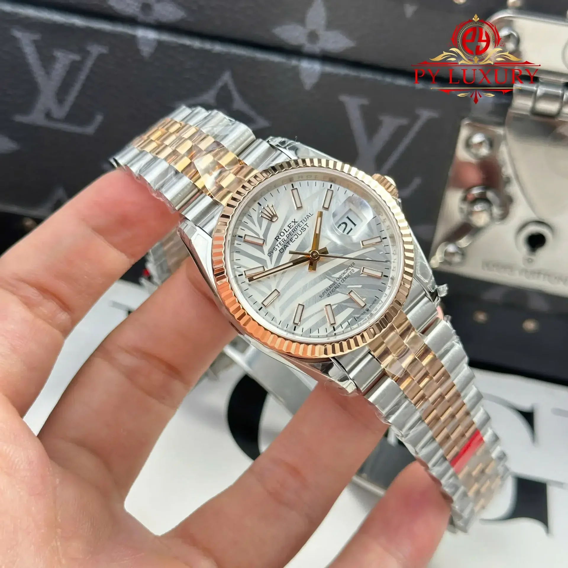 Rolex Datejust 126231 Rose Gold/Steel Silver Palm Motif Dial Luminous Hour Markers Jubilee 1:1 Best Replica 36mm - 图片 2
