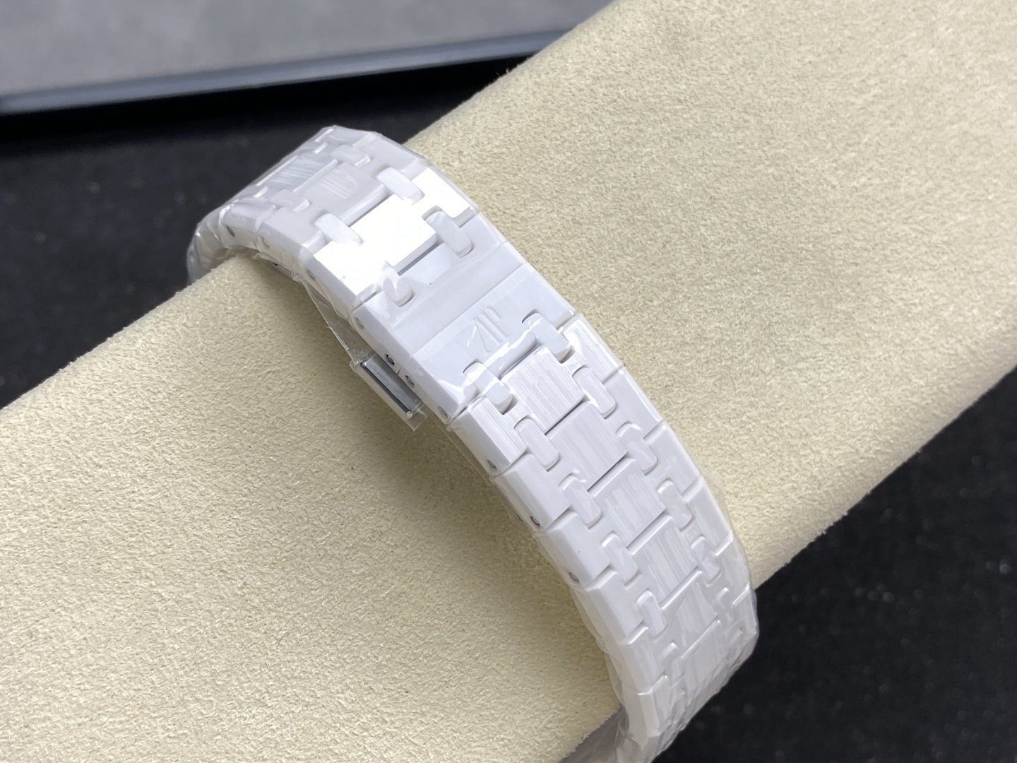 Audemars Piguet Royal Oak 15500 White Ceramic Black Dial 1:1 Super Clone APSF 41mm - 图片 9